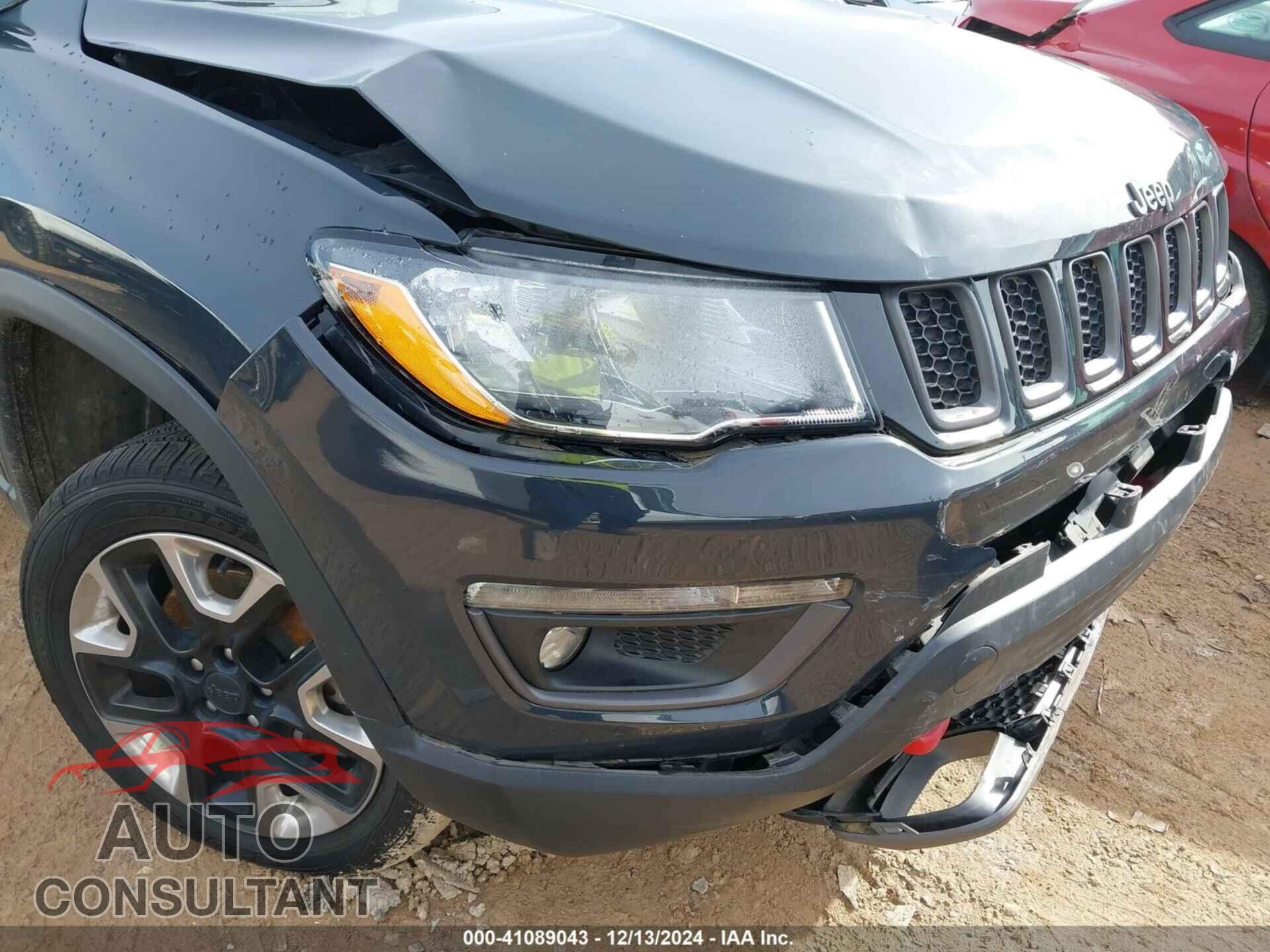 JEEP COMPASS 2018 - 3C4NJDDB0JT191929
