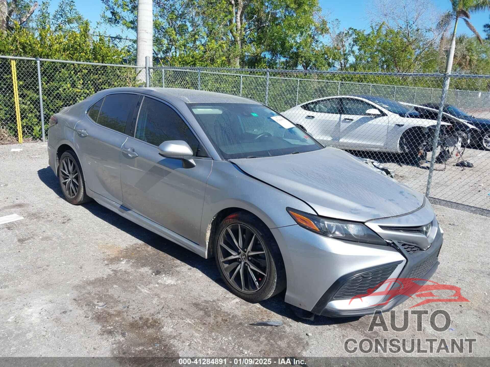 TOYOTA CAMRY 2021 - 4T1G11AK7MU550341