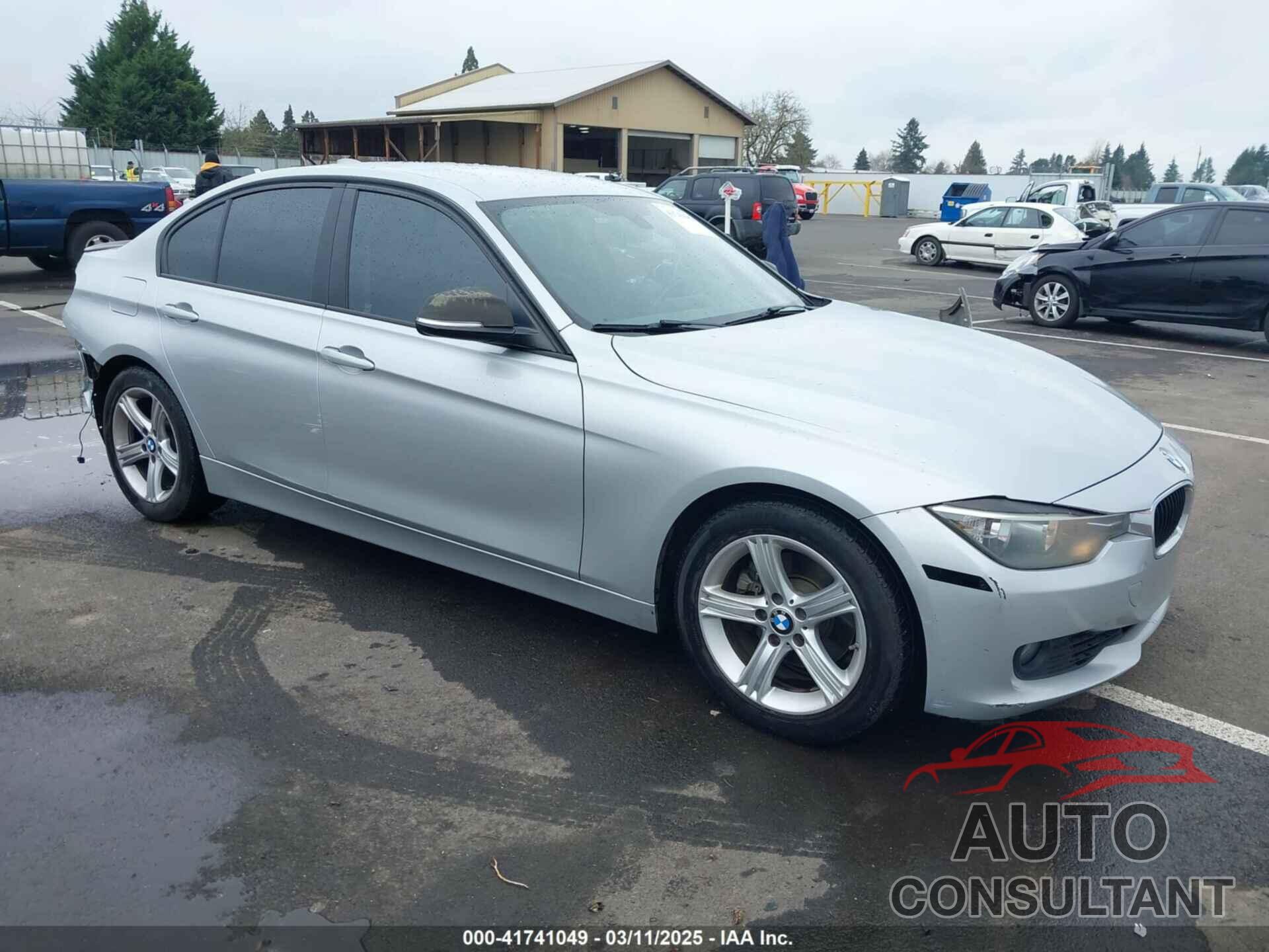BMW 328I 2013 - WBA3C1C51DF438981