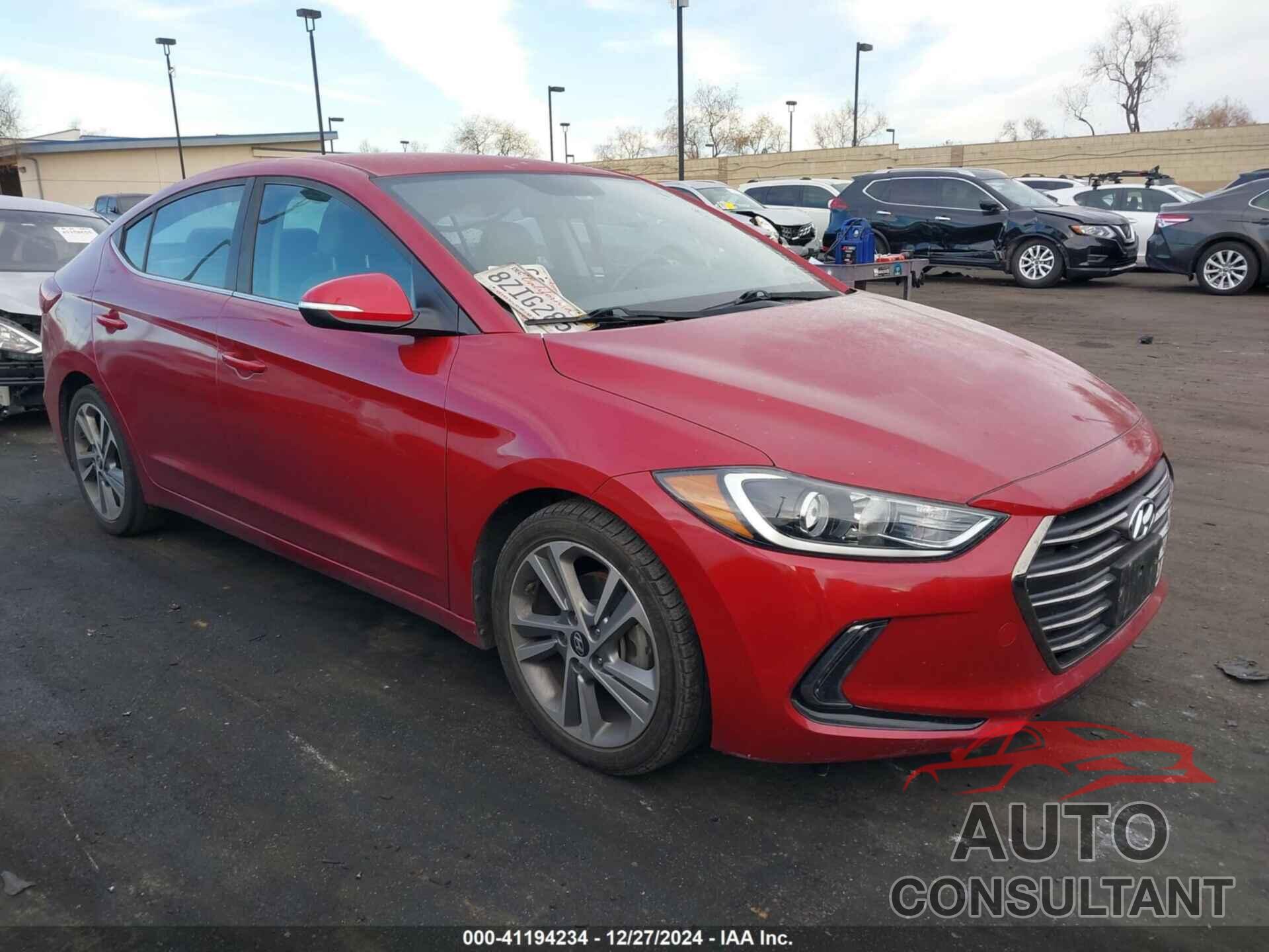 HYUNDAI ELANTRA 2018 - KMHD84LF4JU698037