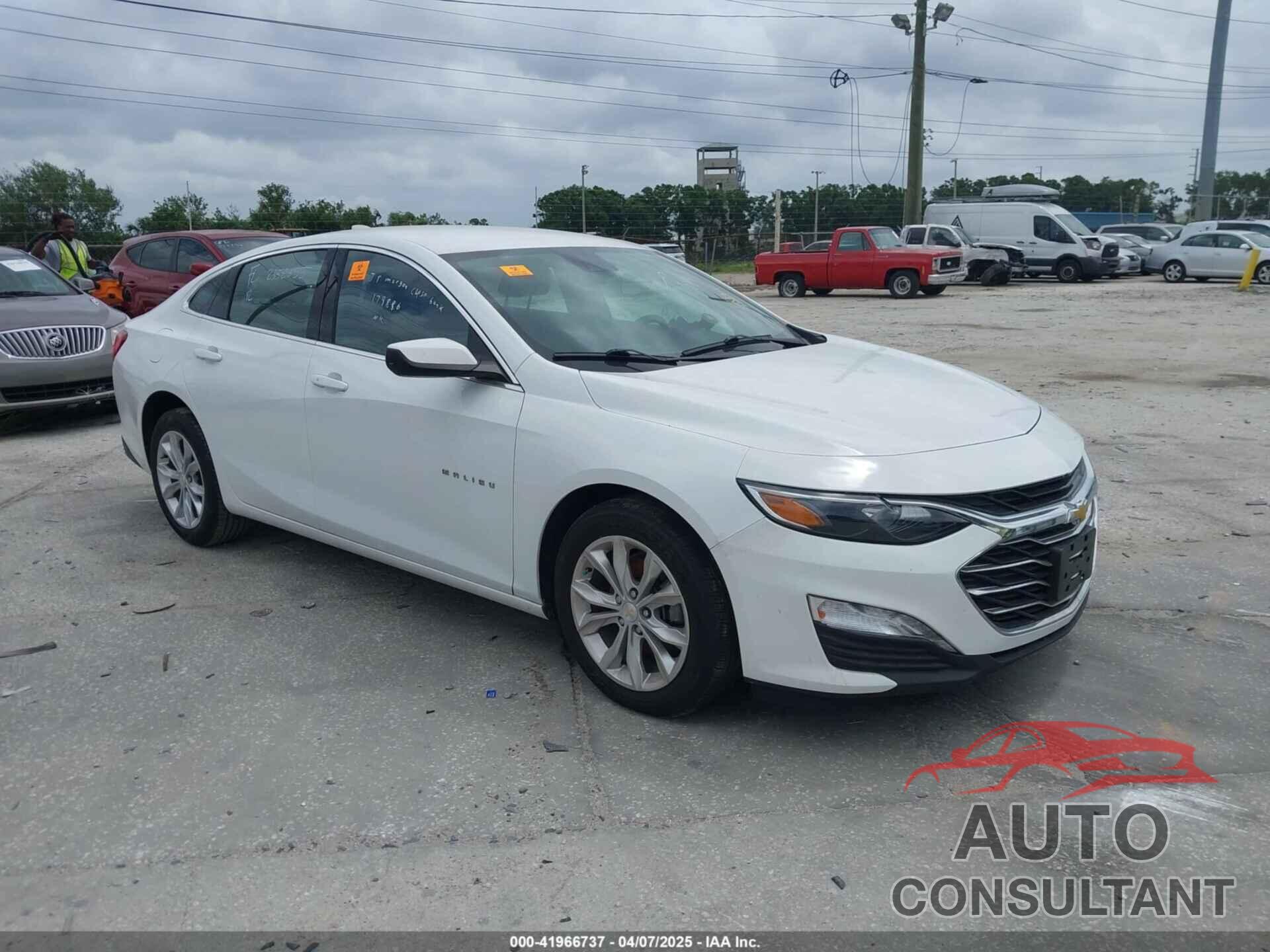 CHEVROLET MALIBU 2023 - 1G1ZD5ST6PF179886