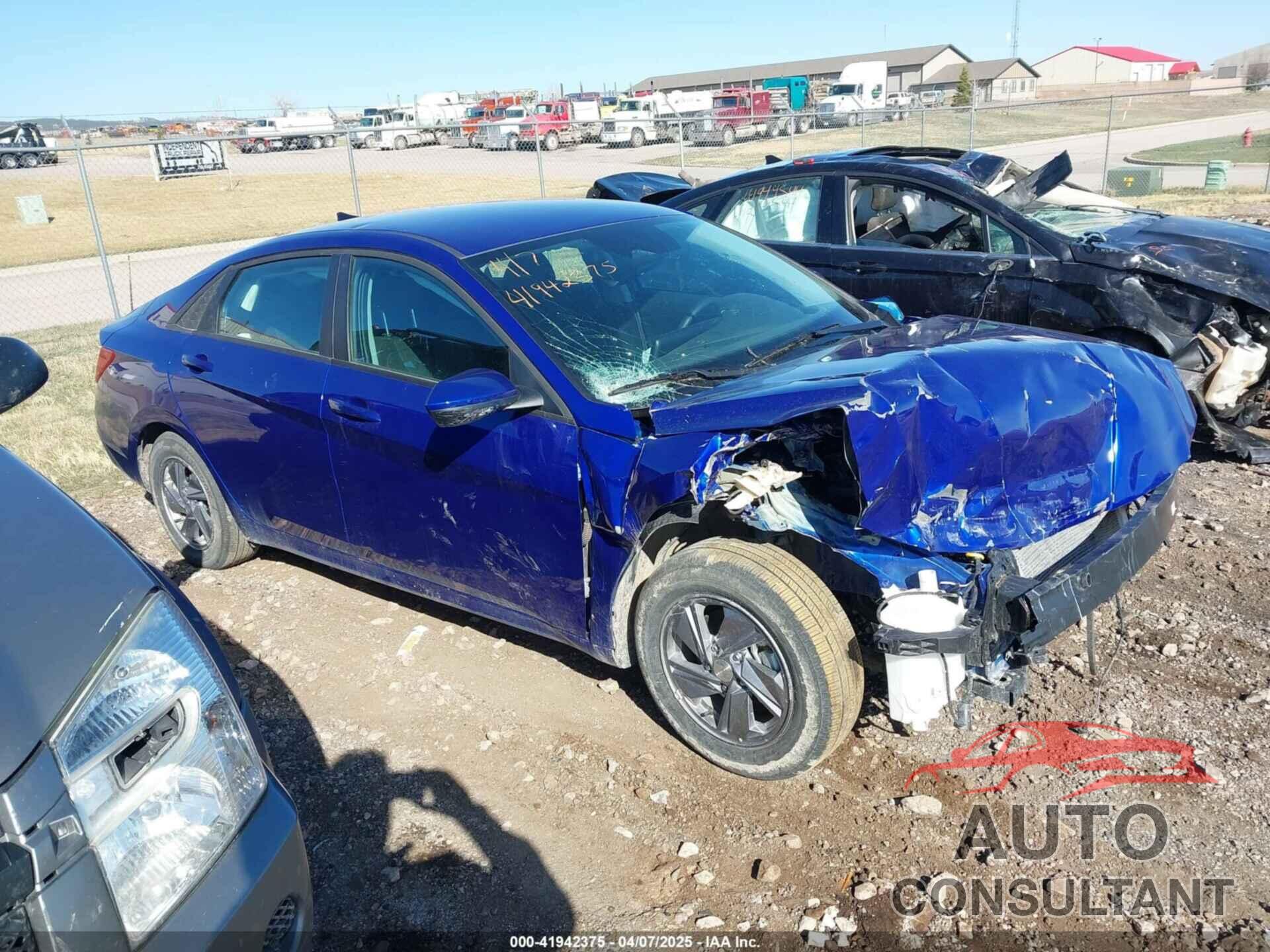 HYUNDAI ELANTRA 2024 - KMHLL4DG3RU848717