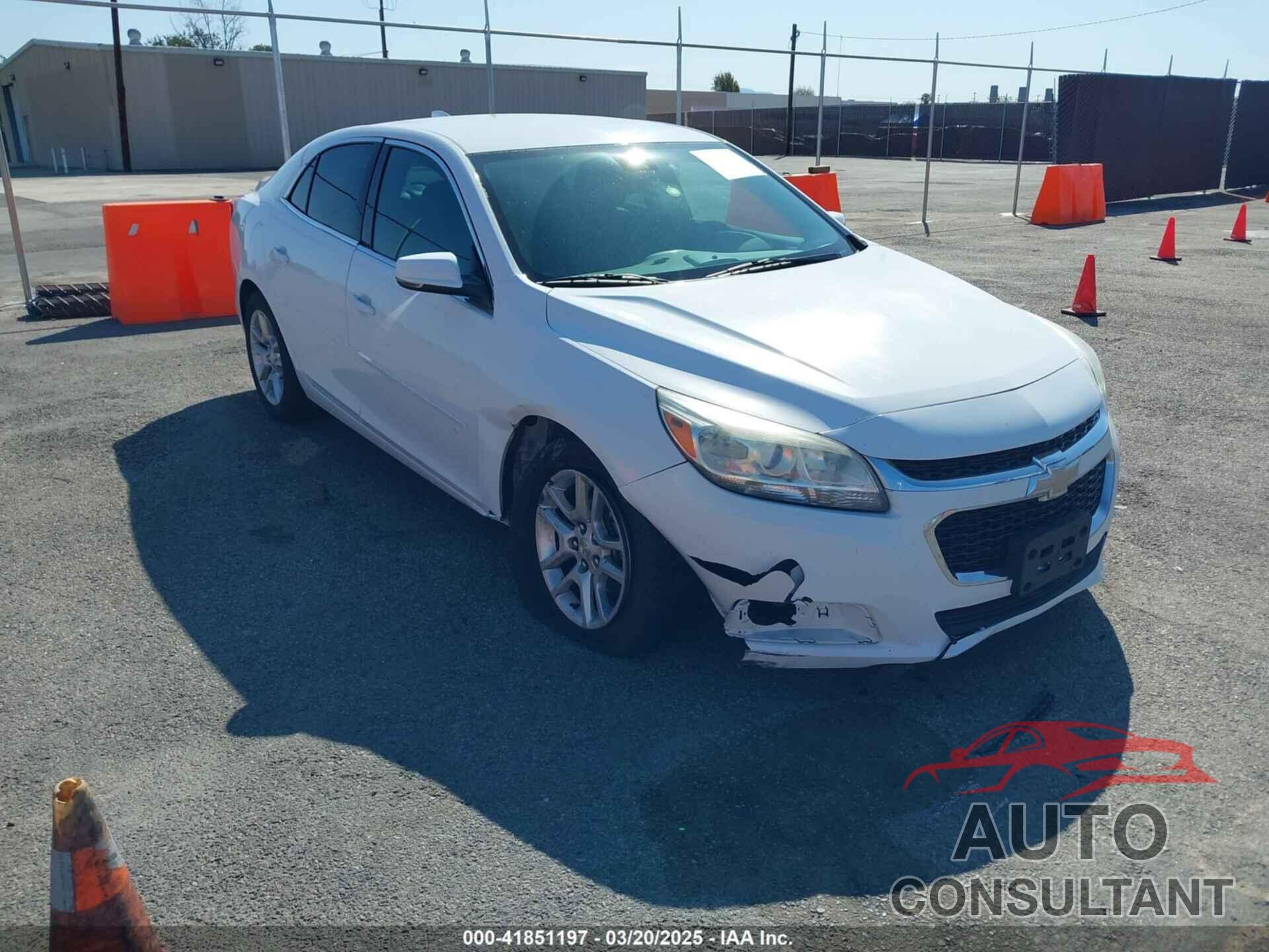 CHEVROLET MALIBU 2015 - 1G11C5SL0FF234136