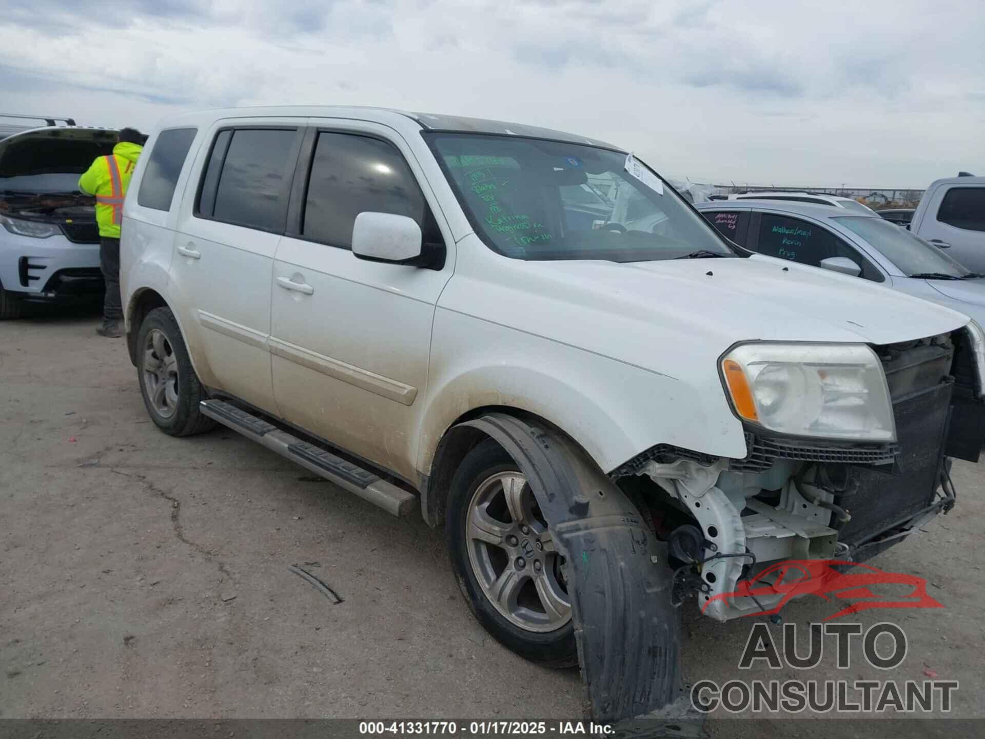 HONDA PILOT 2013 - 5FNYF3H45DB013571