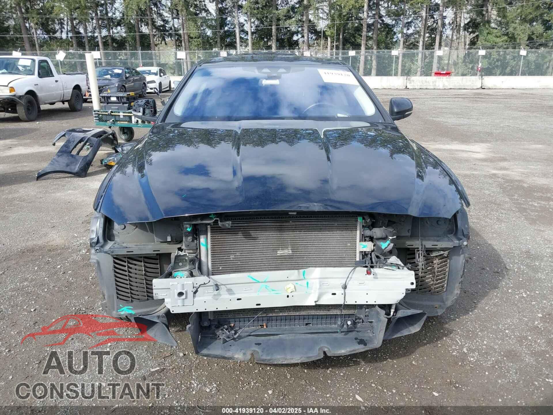 JAGUAR XE 2017 - SAJAJ4BV8HA966475