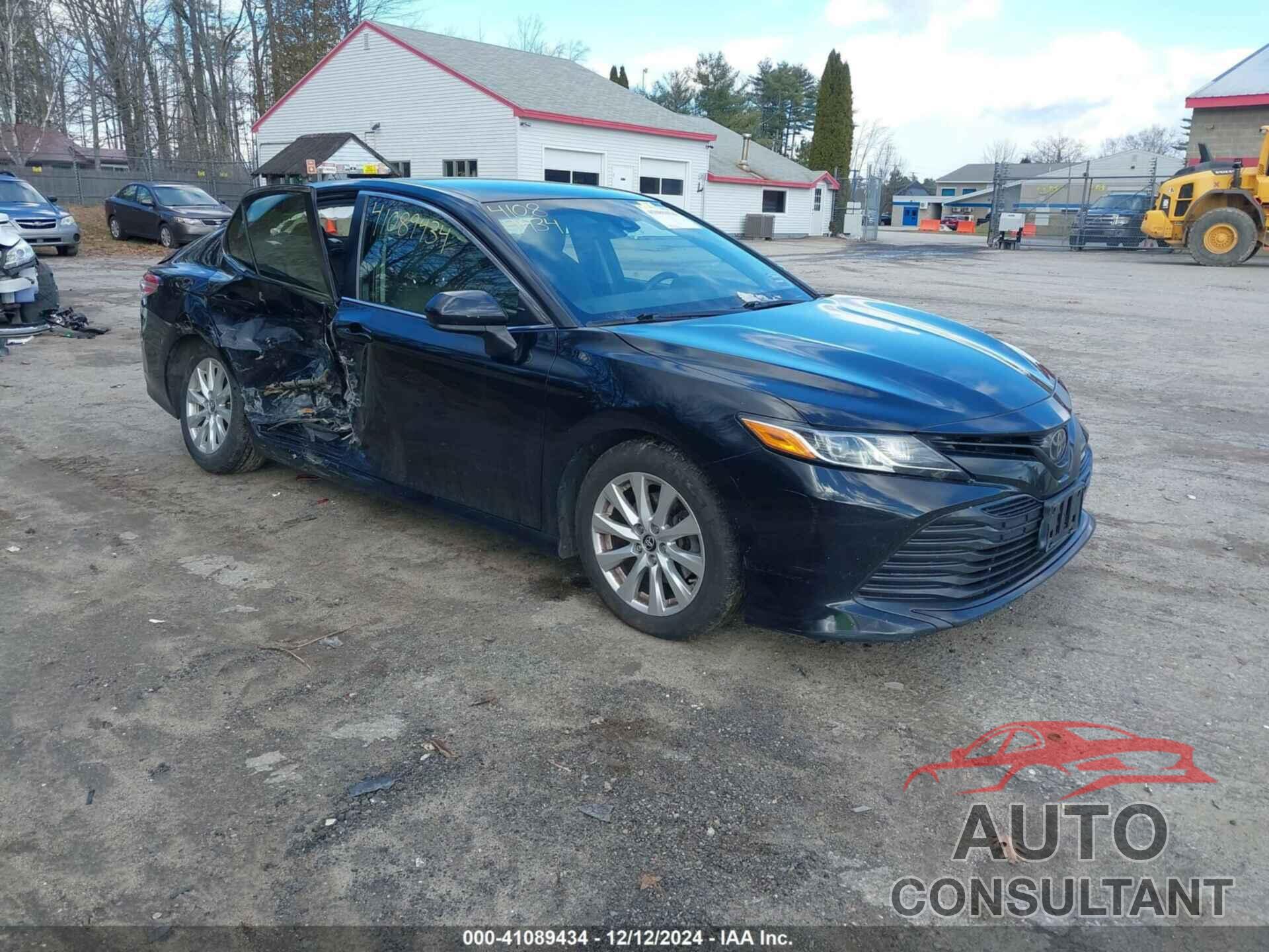 TOYOTA CAMRY 2018 - JTNB11HKXJ3011603