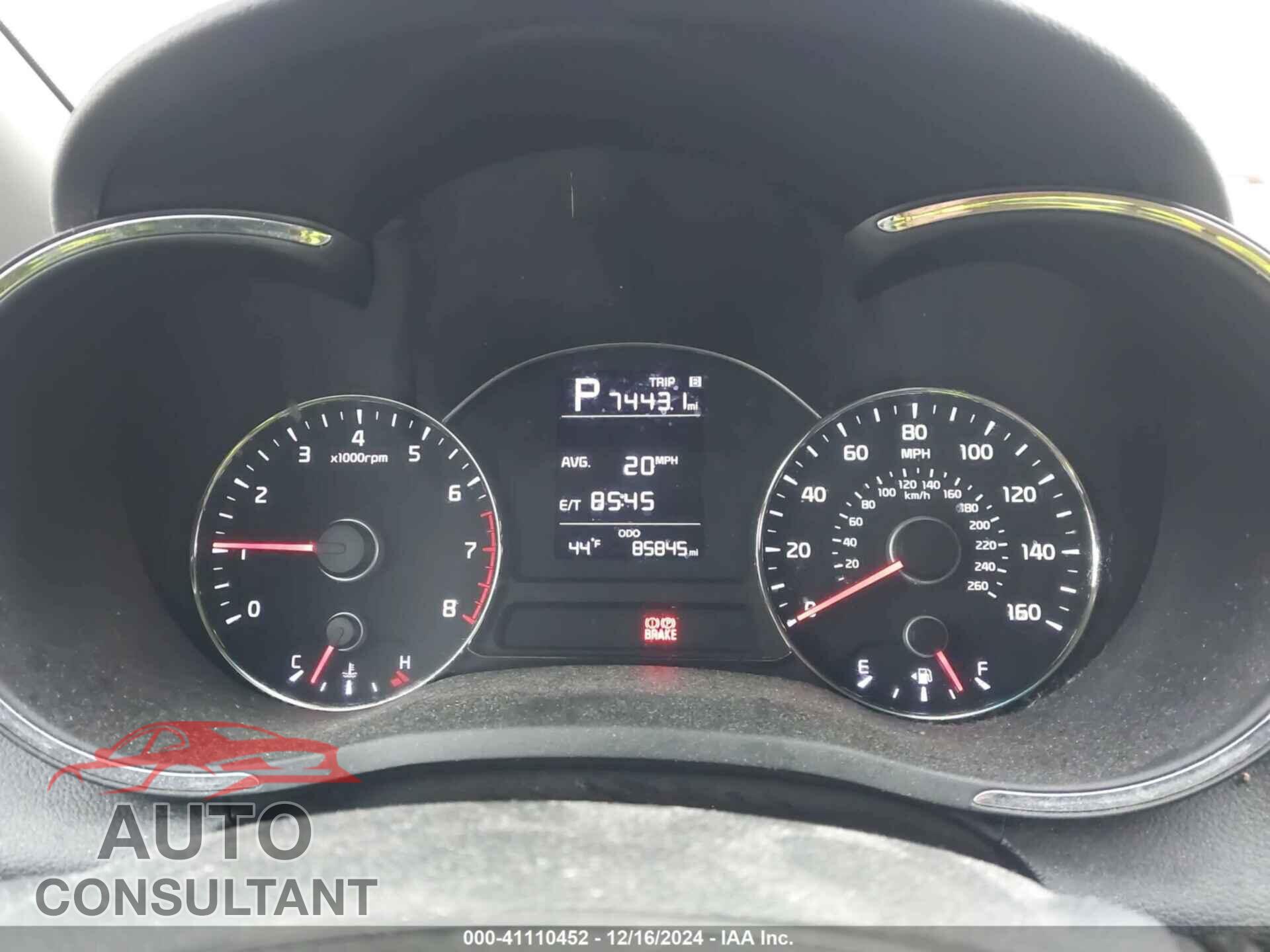 KIA FORTE 2017 - KNAFK5A89H5678442