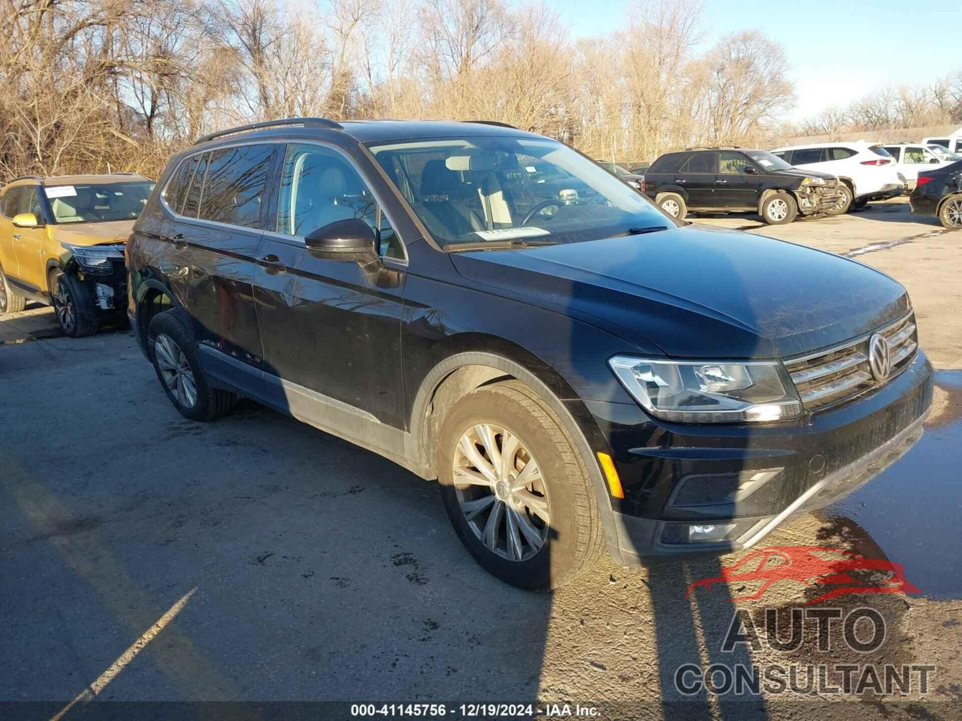 VOLKSWAGEN TIGUAN 2018 - 3VV3B7AX7JM024386