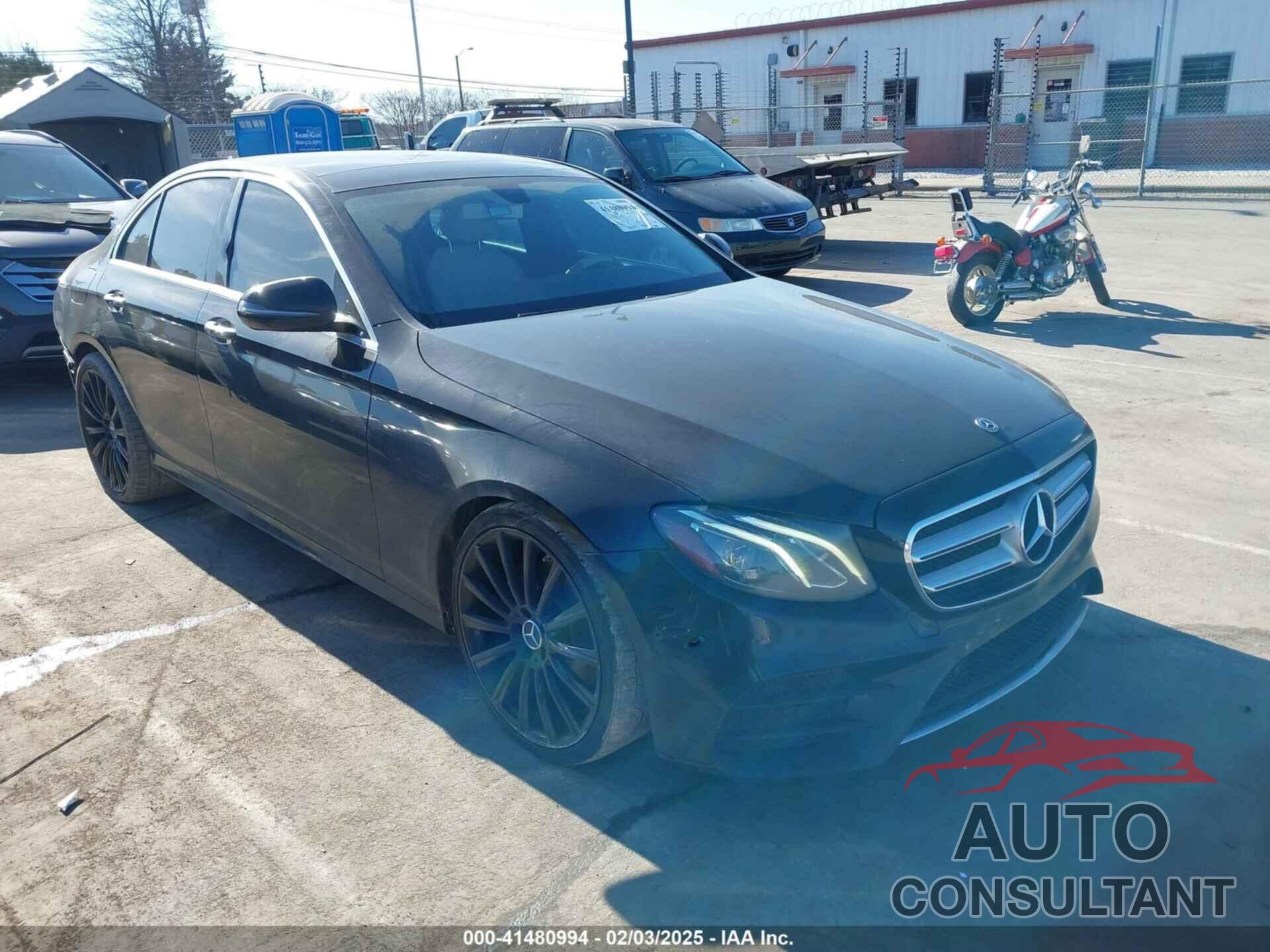MERCEDES-BENZ E 300 2018 - WDDZF4JB8JA387895