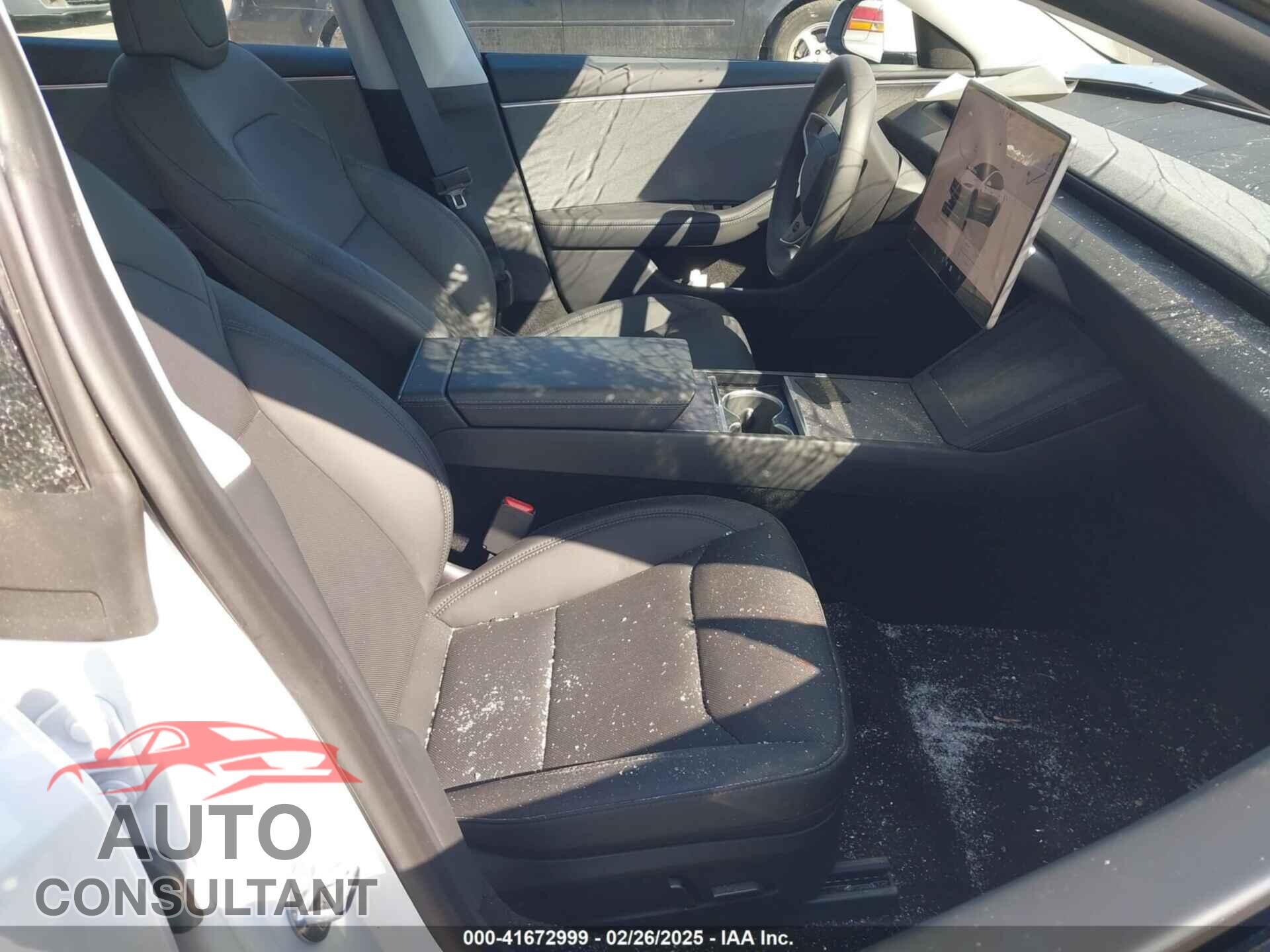 TESLA MODEL 3 2025 - 5YJ3E1EA2SF912817