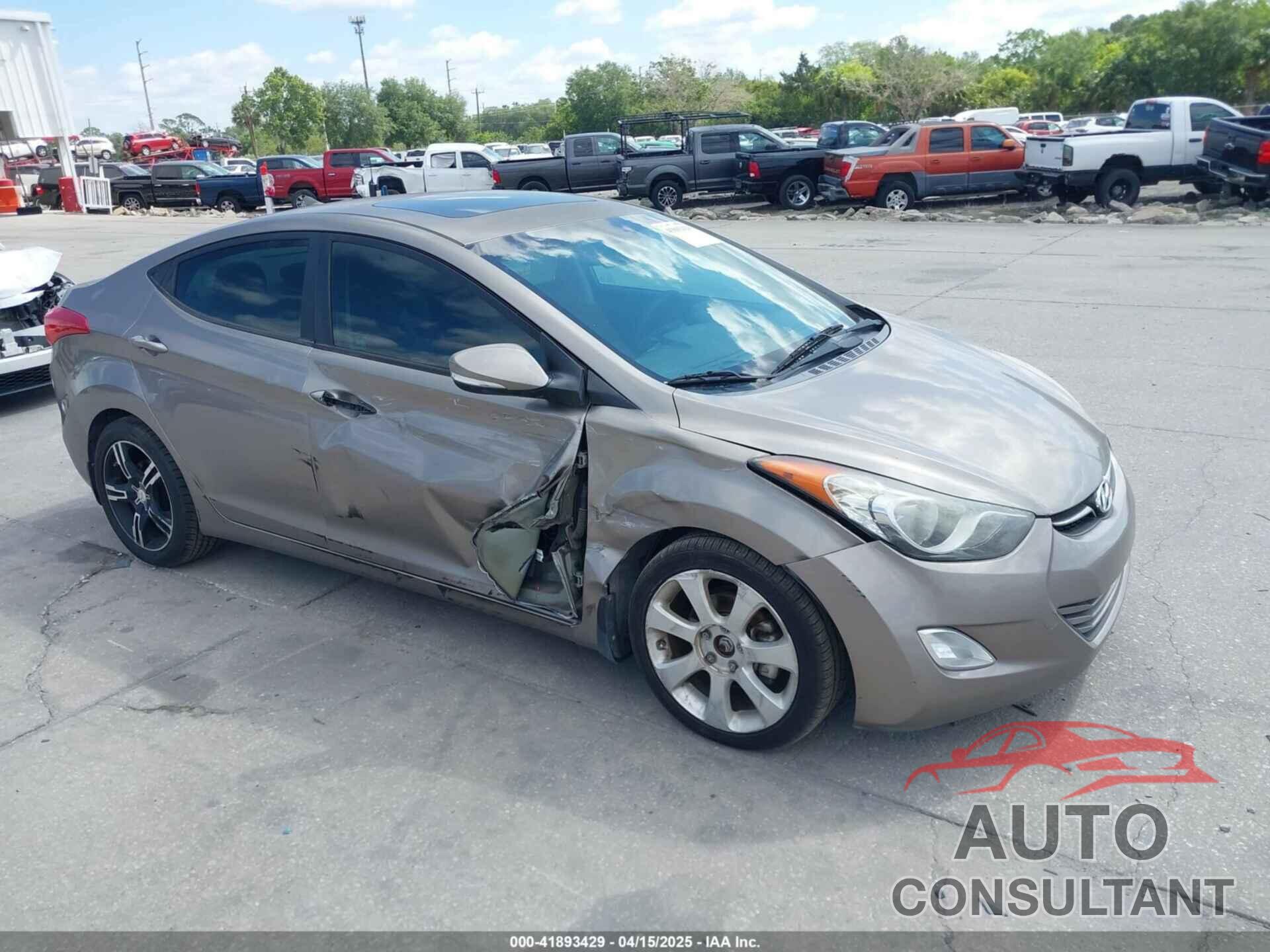 HYUNDAI ELANTRA 2013 - 5NPDH4AE3DH218776