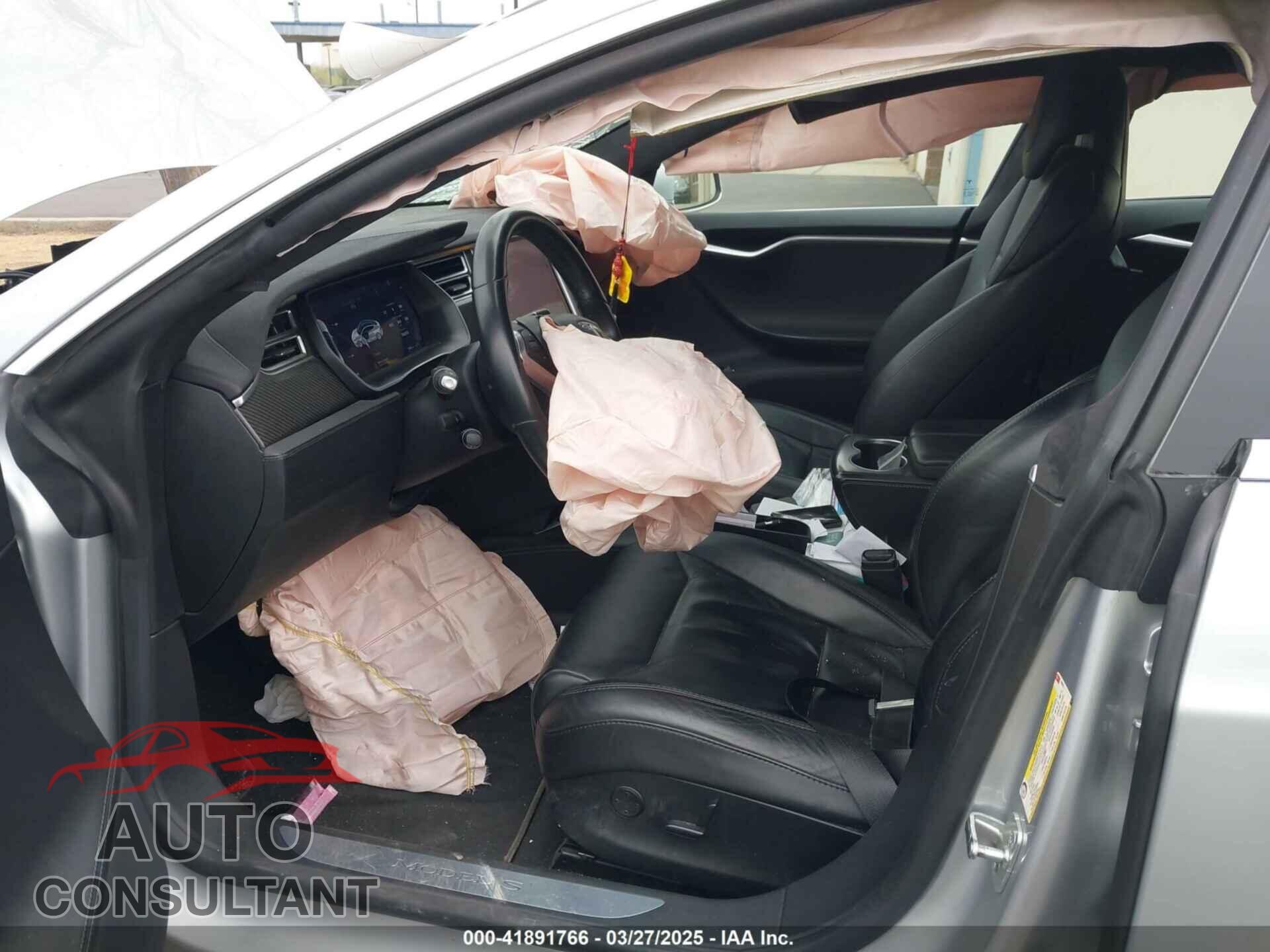 TESLA MODEL S 2017 - 5YJSA1E17HF189627