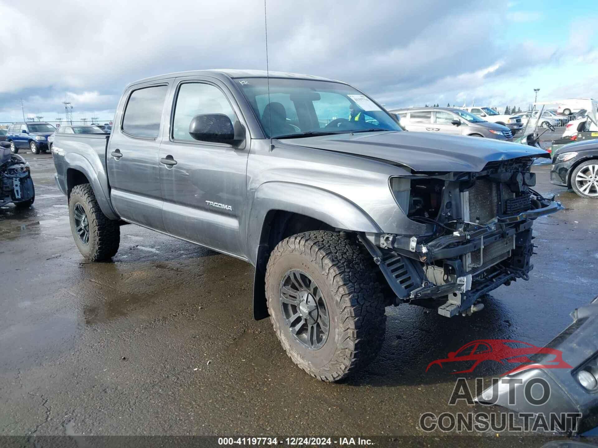 TOYOTA TACOMA 2015 - 3TMLU4EN2FM180441
