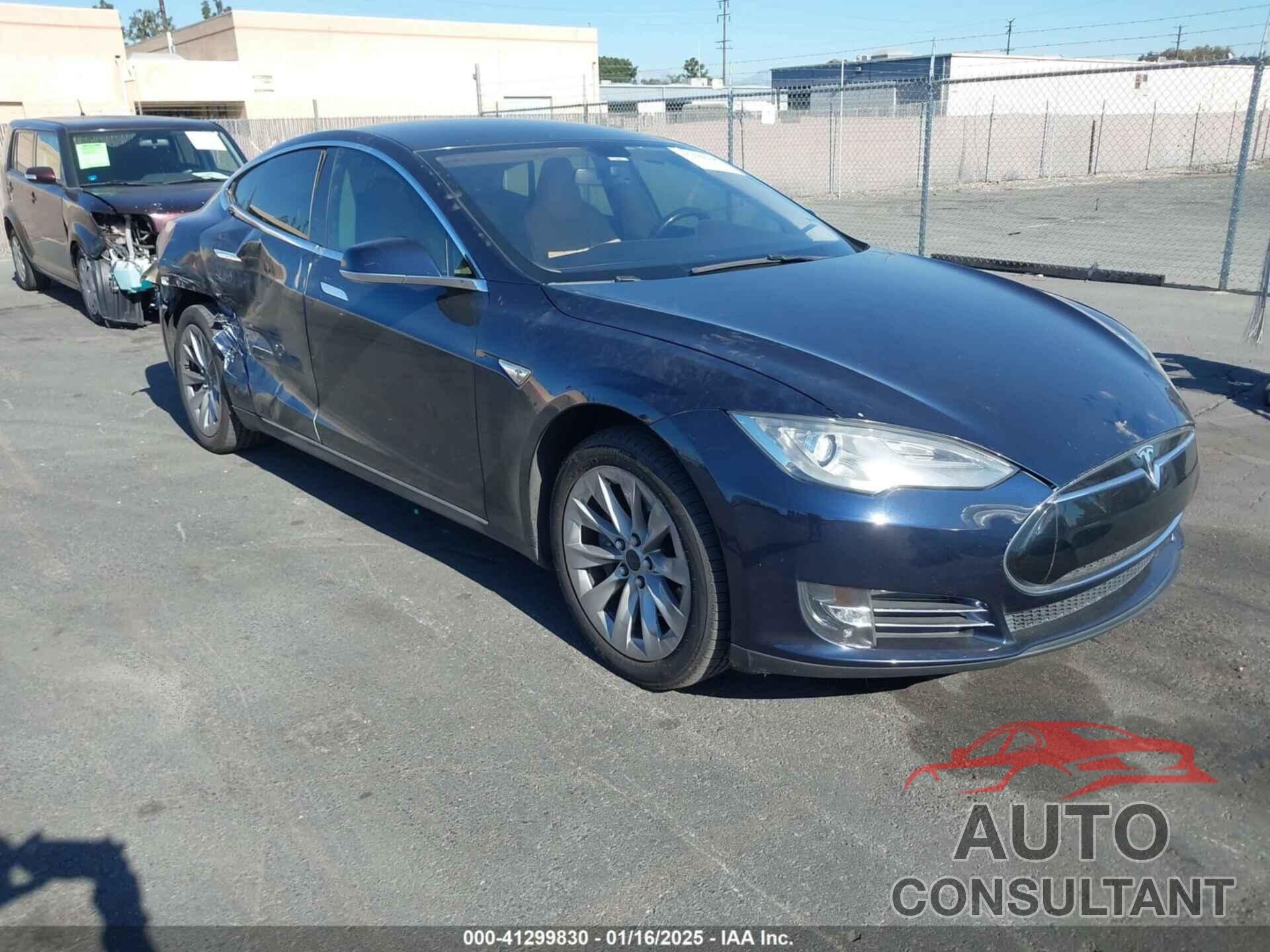 TESLA MODEL S 2013 - 5YJSA1DP9DFP04627