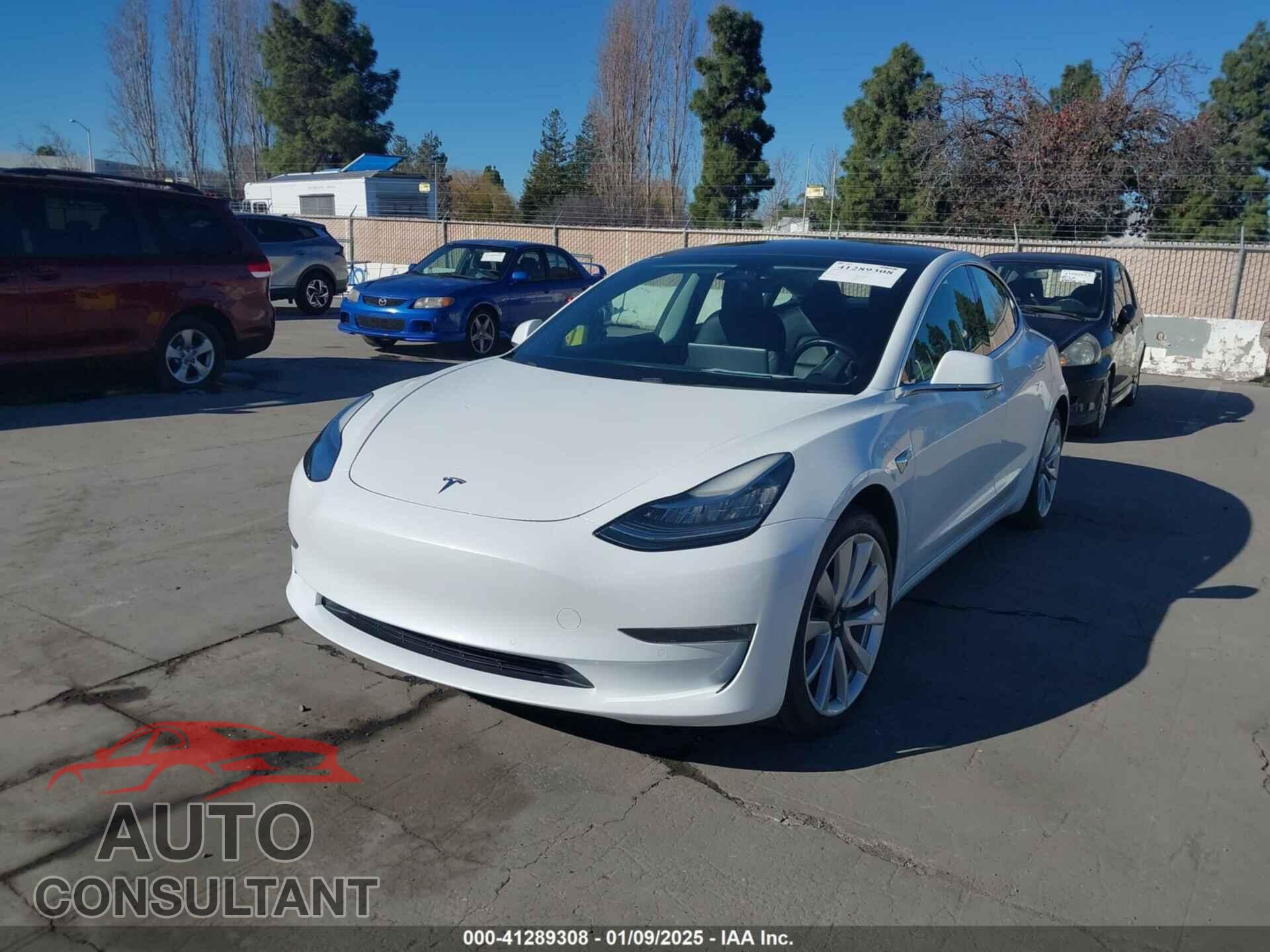 TESLA MODEL 3 2018 - 5YJ3E1EA2JF047295