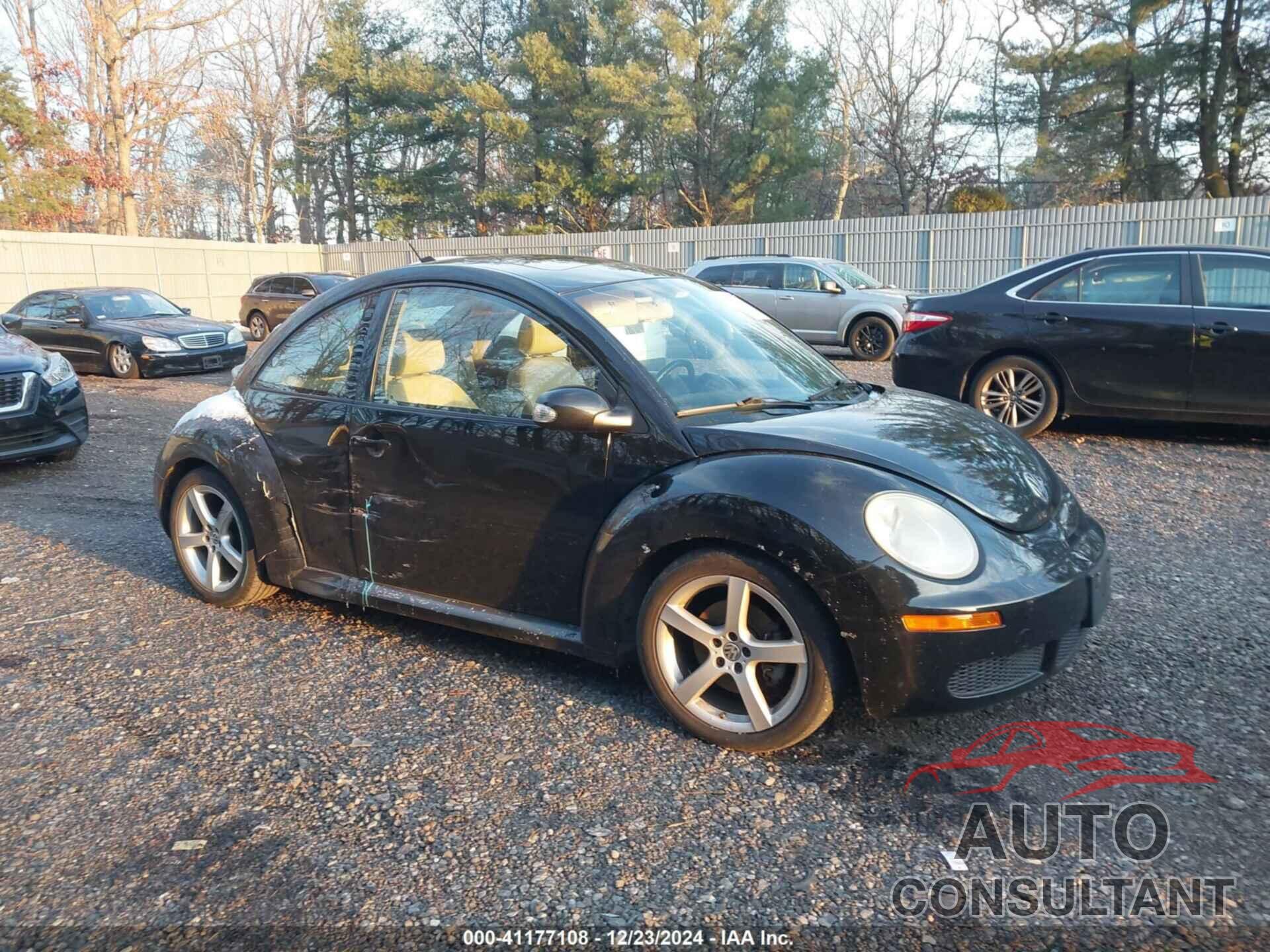 VOLKSWAGEN NEW BEETLE 2010 - 3VWRG3AG9AM013681