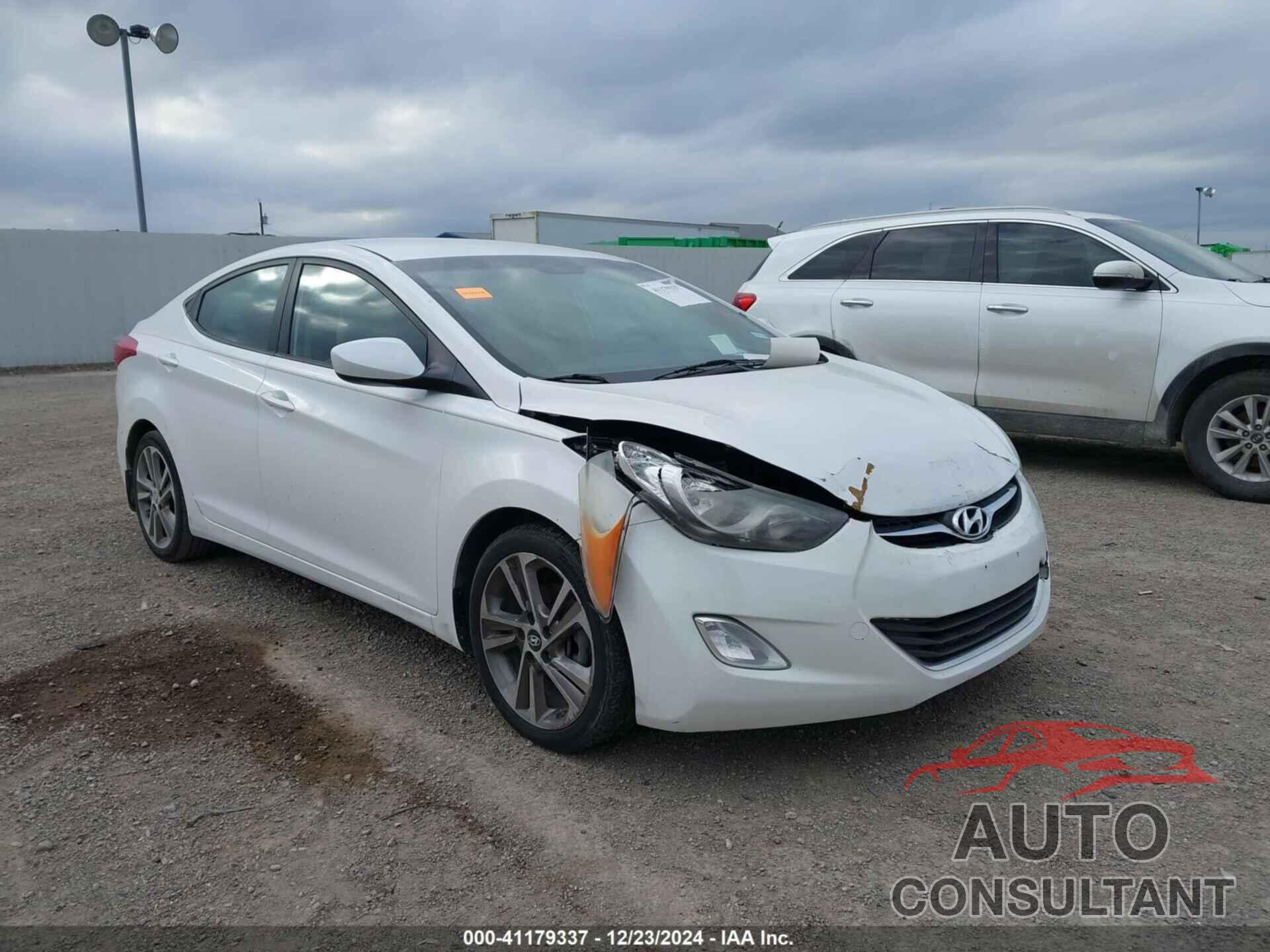 HYUNDAI ELANTRA 2013 - 5NPDH4AE1DH210398