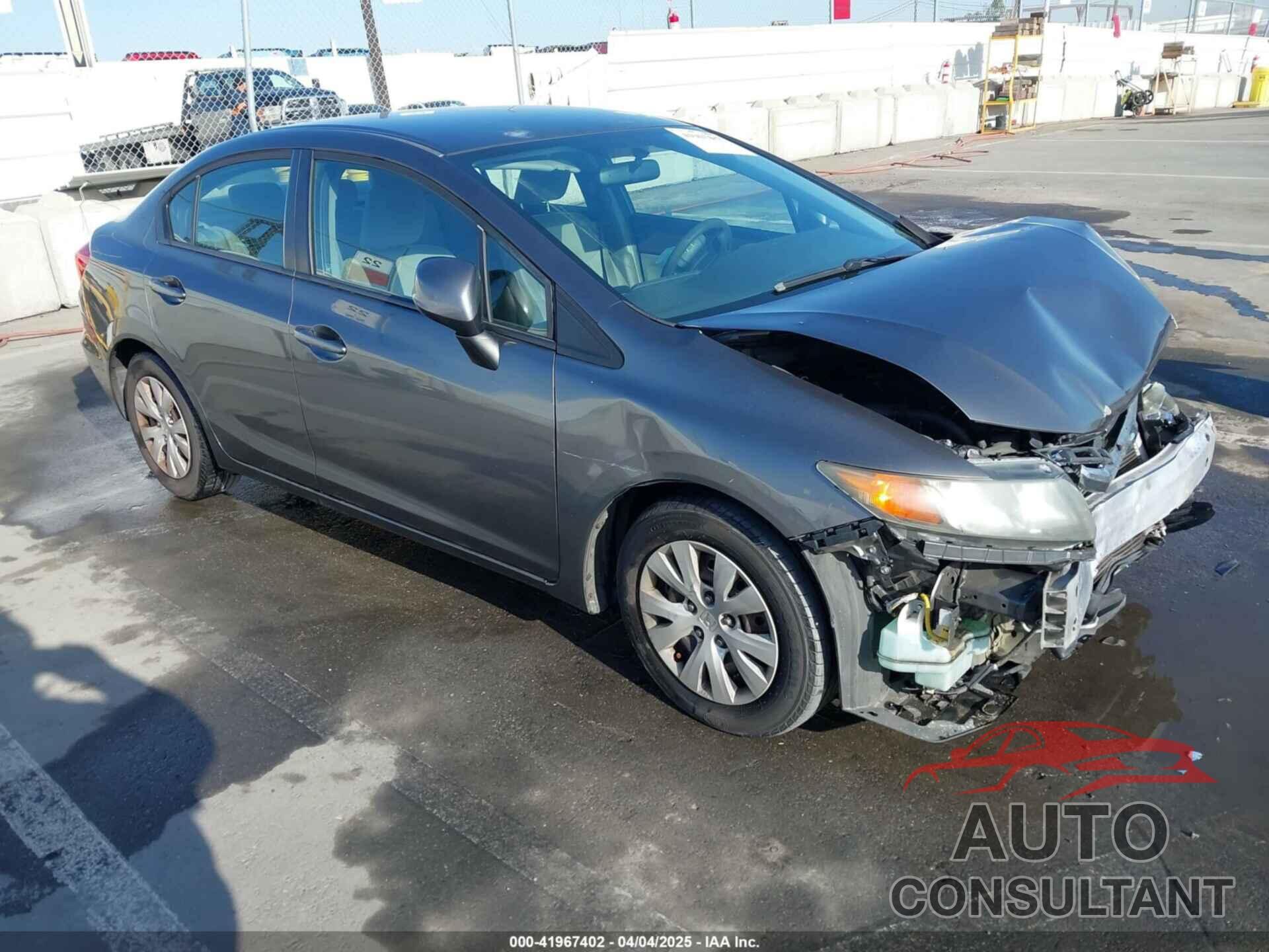 HONDA CIVIC 2012 - 2HGFB2F51CH573817