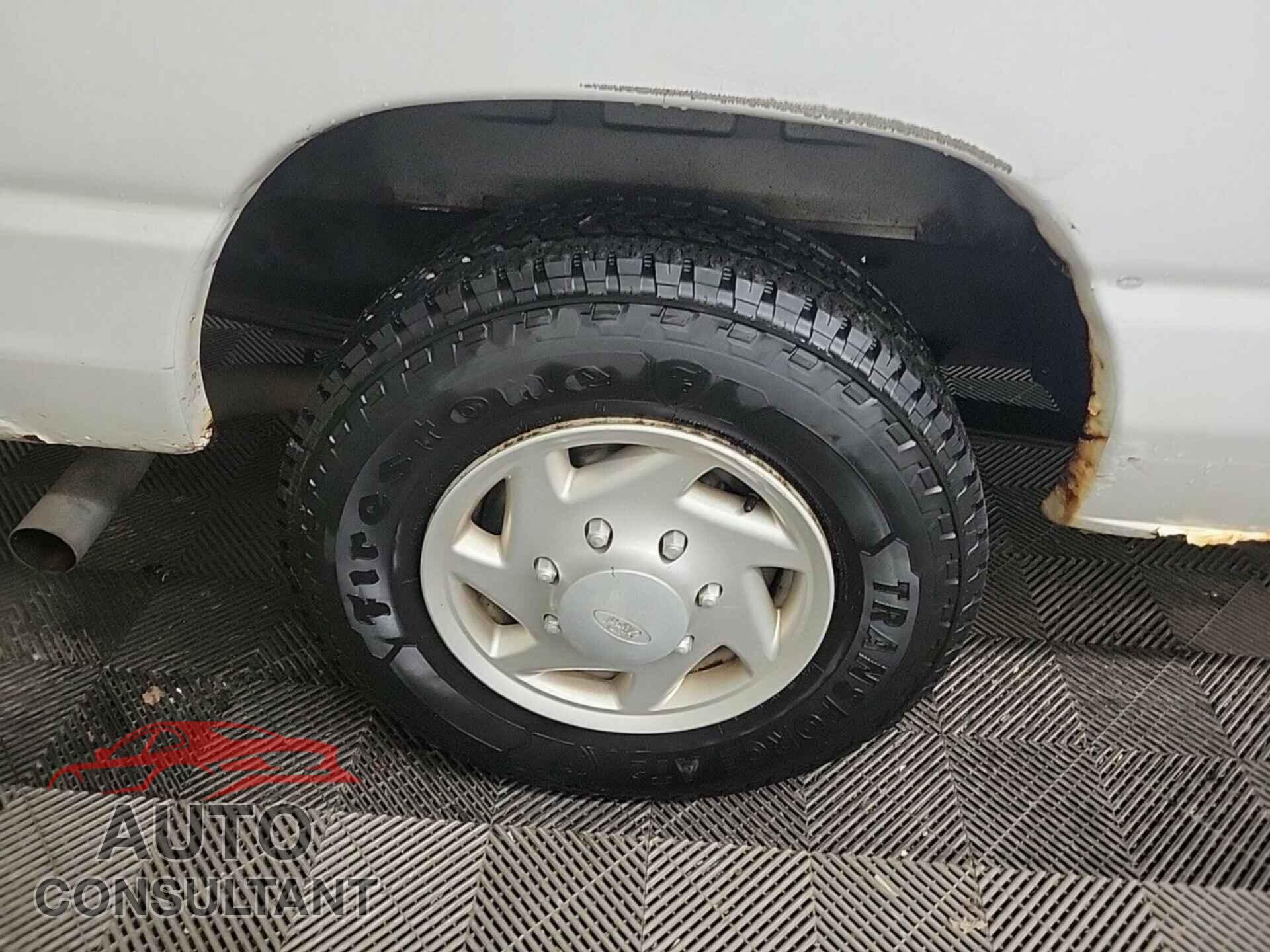 FORD ECONOLINE 2010 - 1FTNE2EL1ADA10357