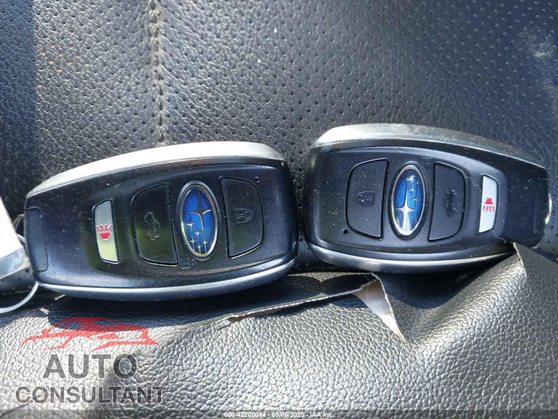 SUBARU OUTBACK 2015 - 4S4BSBLC2F3207531
