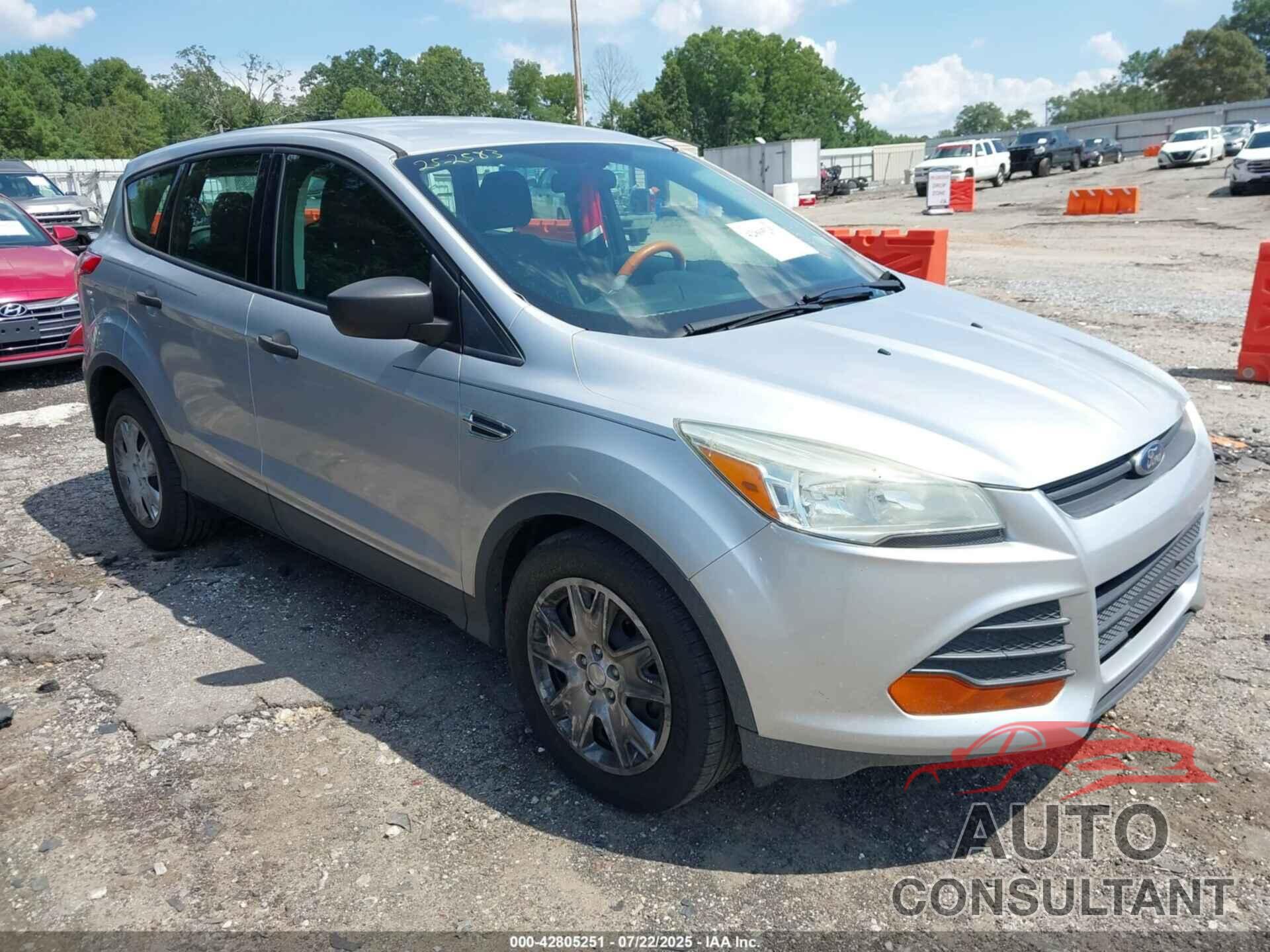 FORD ESCAPE 2015 - 1FMCU0F74FUB45786