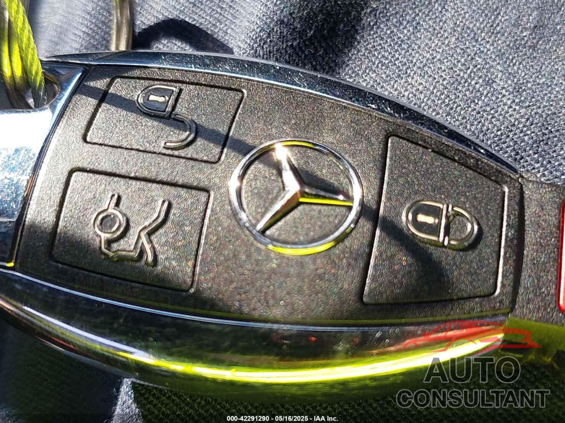 MERCEDES-BENZ GLC 300 2018 - WDC0G4JB2JV080290