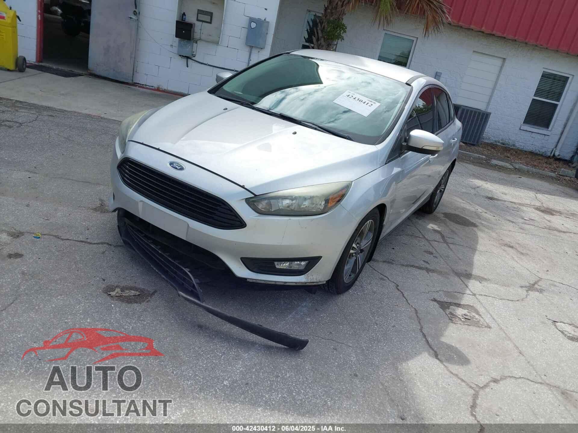FORD FOCUS 2016 - 1FADP3FE3GL280819