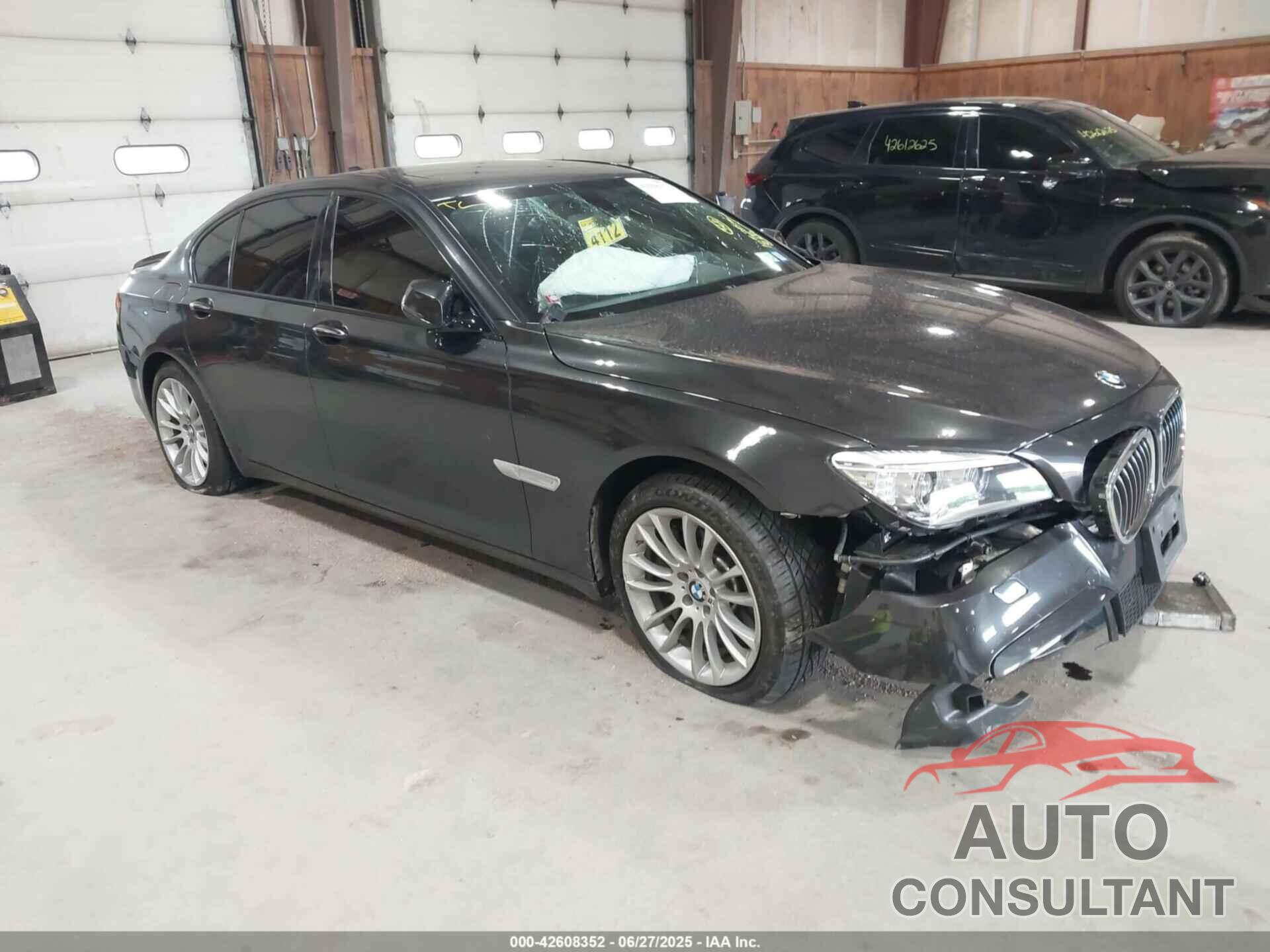 BMW 750I 2013 - WBAYB6C5XDD223942