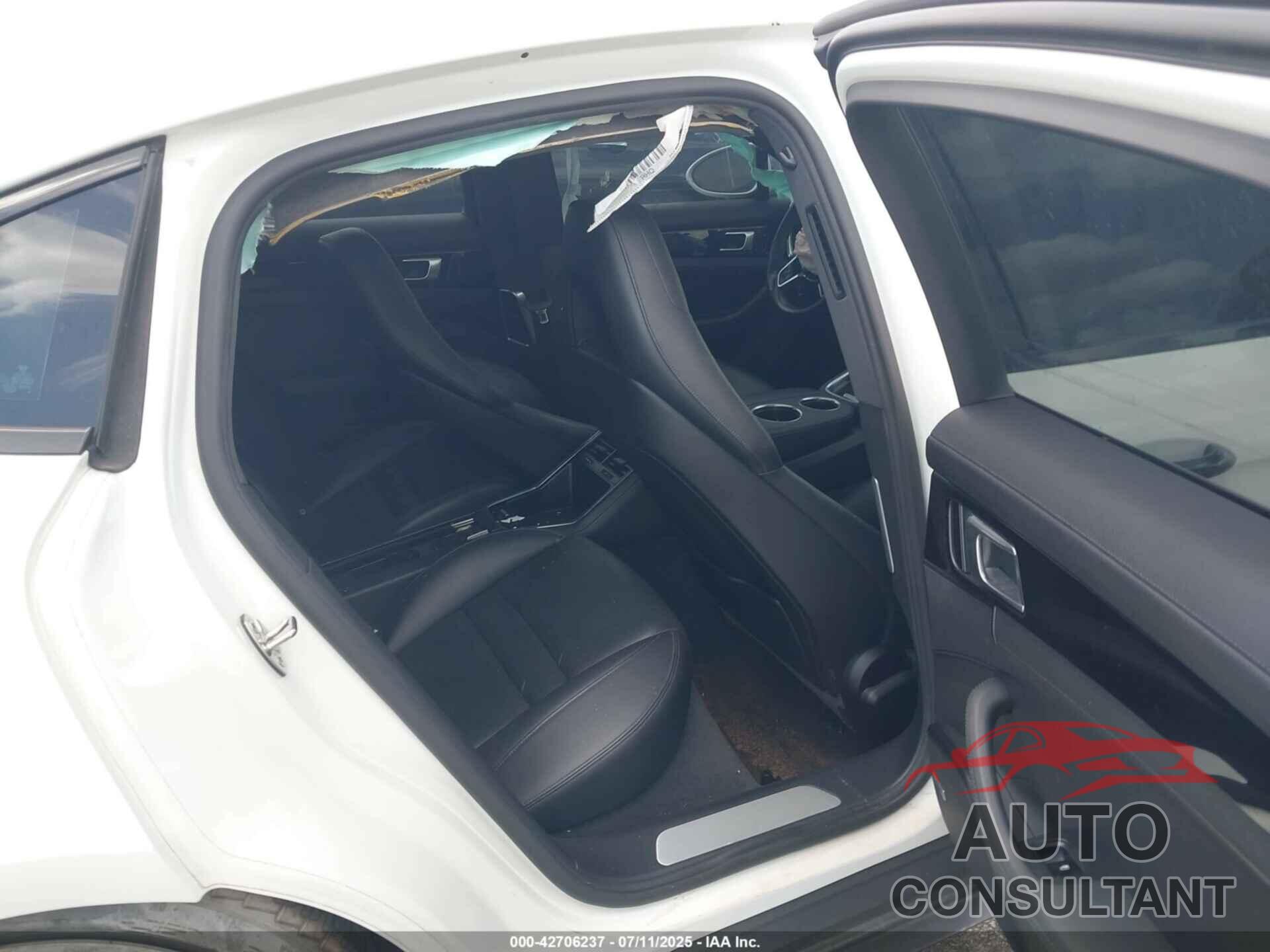 PORSCHE PANAMERA 2017 - WP0AA2A73HL103786