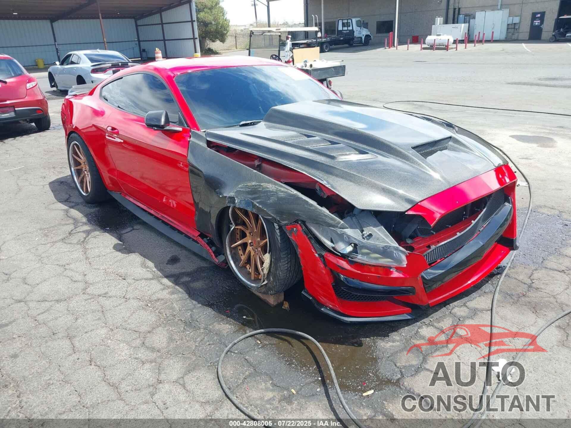 FORD MUSTANG 2017 - 1FA6P8CF7H5336365