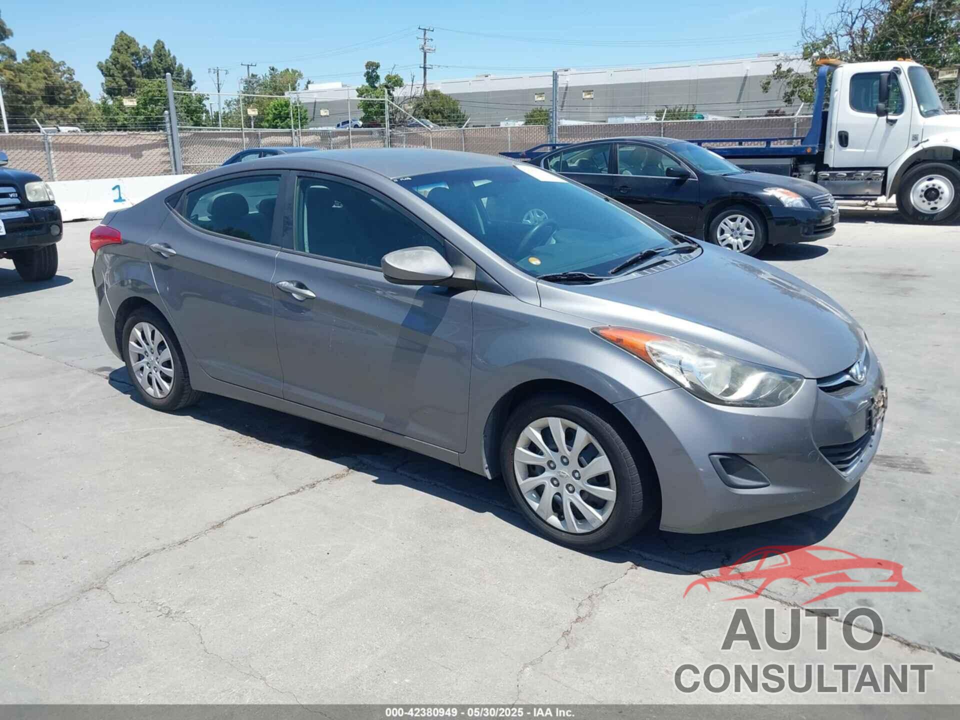 HYUNDAI ELANTRA 2012 - 5NPDH4AE2CH136407