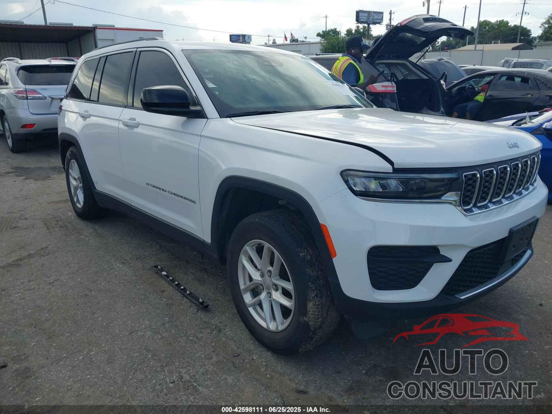 JEEP GRAND CHEROKEE 2023 - 1C4RJHAG4PC561082