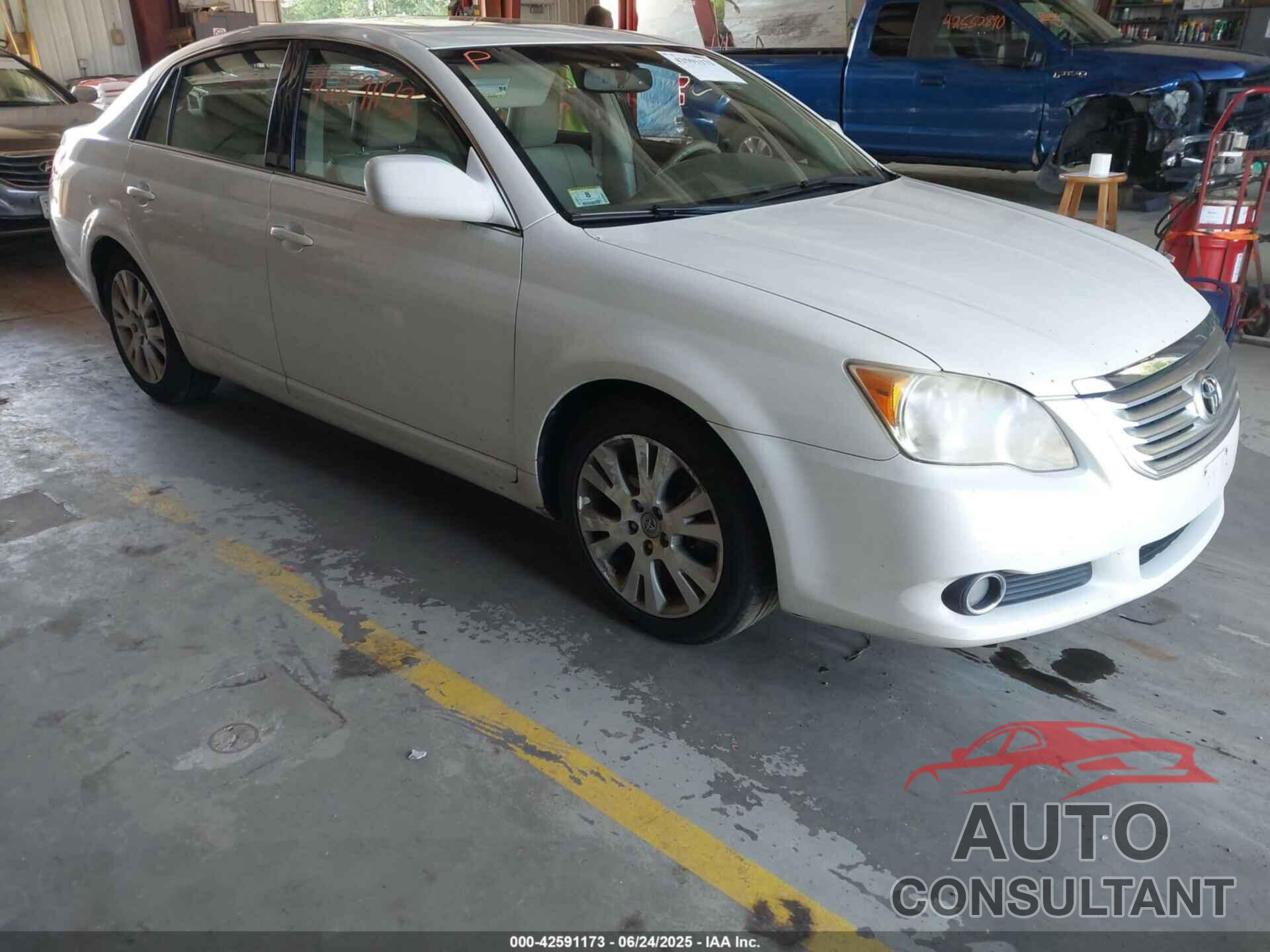 TOYOTA AVALON 2010 - 4T1BK3DB3AU369053