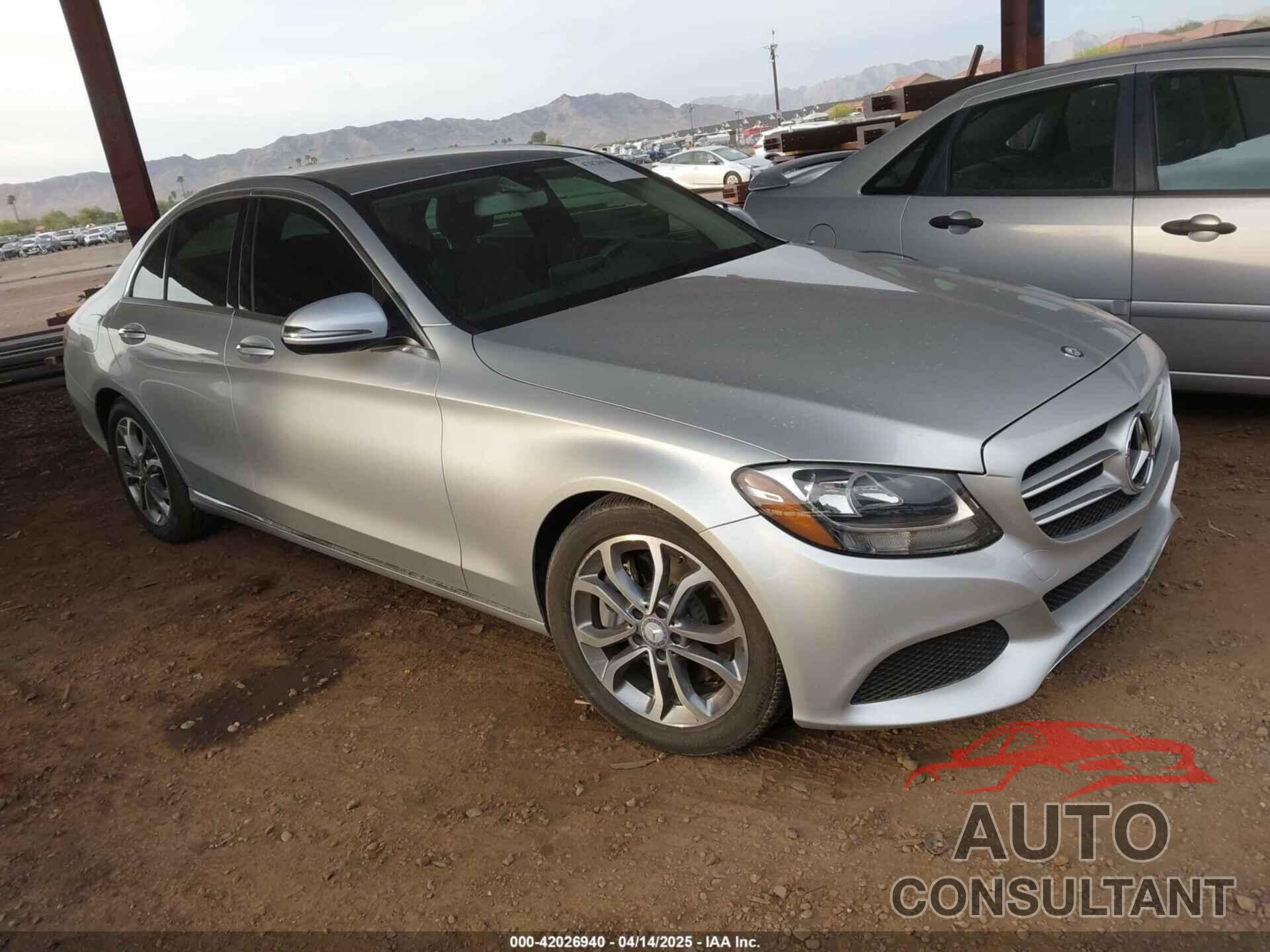MERCEDES-BENZ C 300 2016 - 55SWF4JB3GU174882