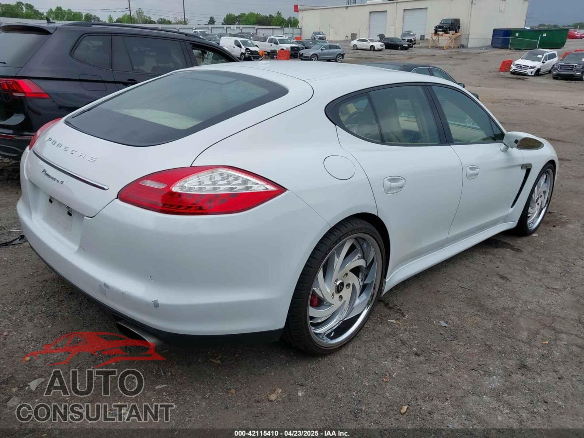 PORSCHE PANAMERA 2013 - WP0AA2A72DL014124