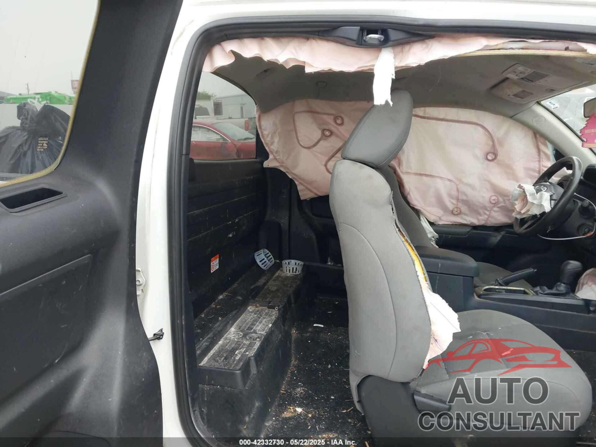 TOYOTA TACOMA 2019 - 5TFRX5GN2KX137484