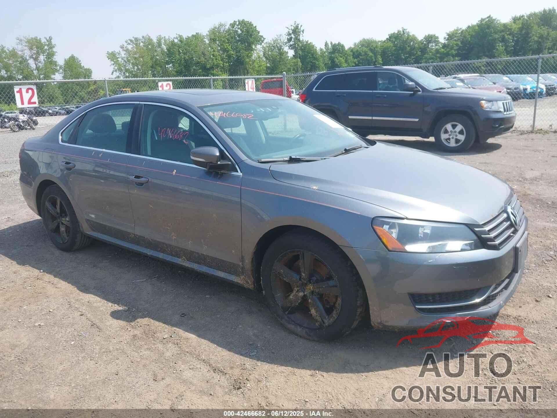 VOLKSWAGEN PASSAT 2013 - 1VWBP7A3XDC045535