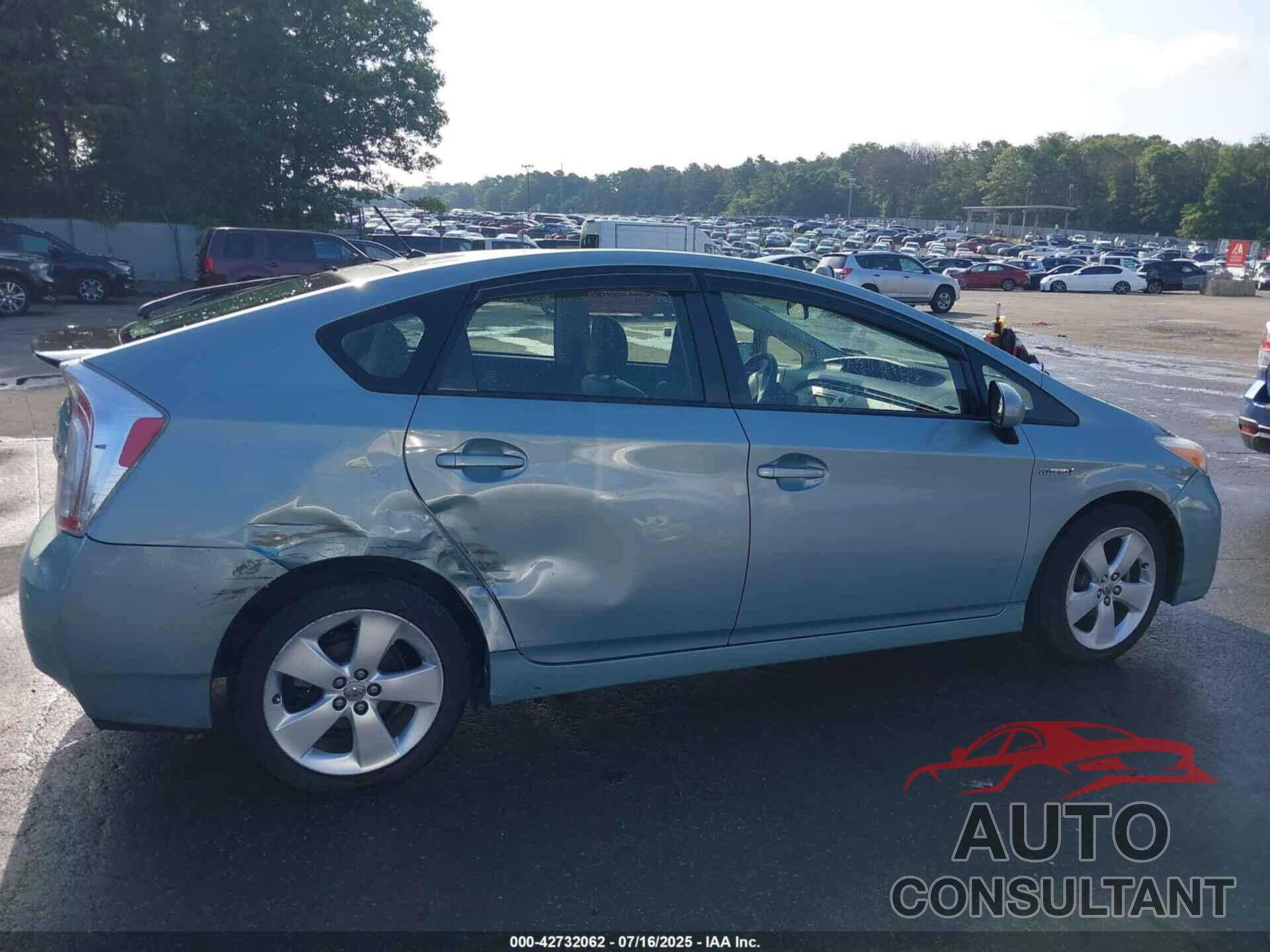 TOYOTA PRIUS 2013 - JTDKN3DU6D1695951
