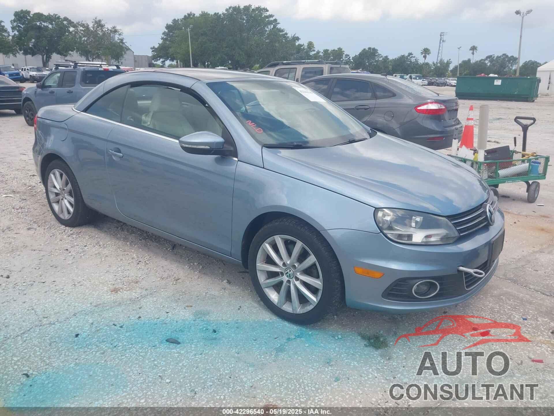 VOLKSWAGEN EOS 2013 - WVWBW8AH0DV001877