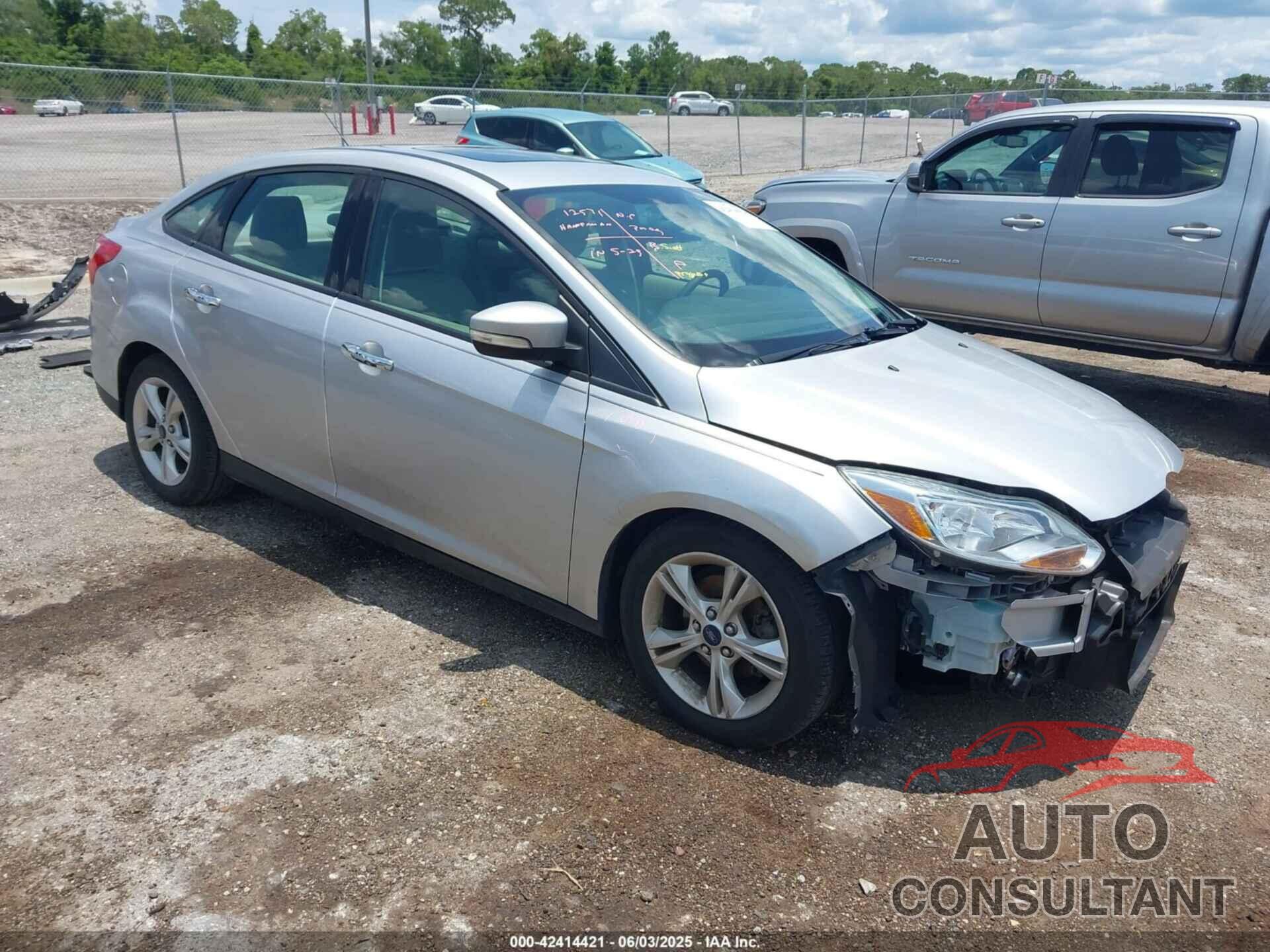 FORD FOCUS 2014 - 1FADP3F2XEL204016