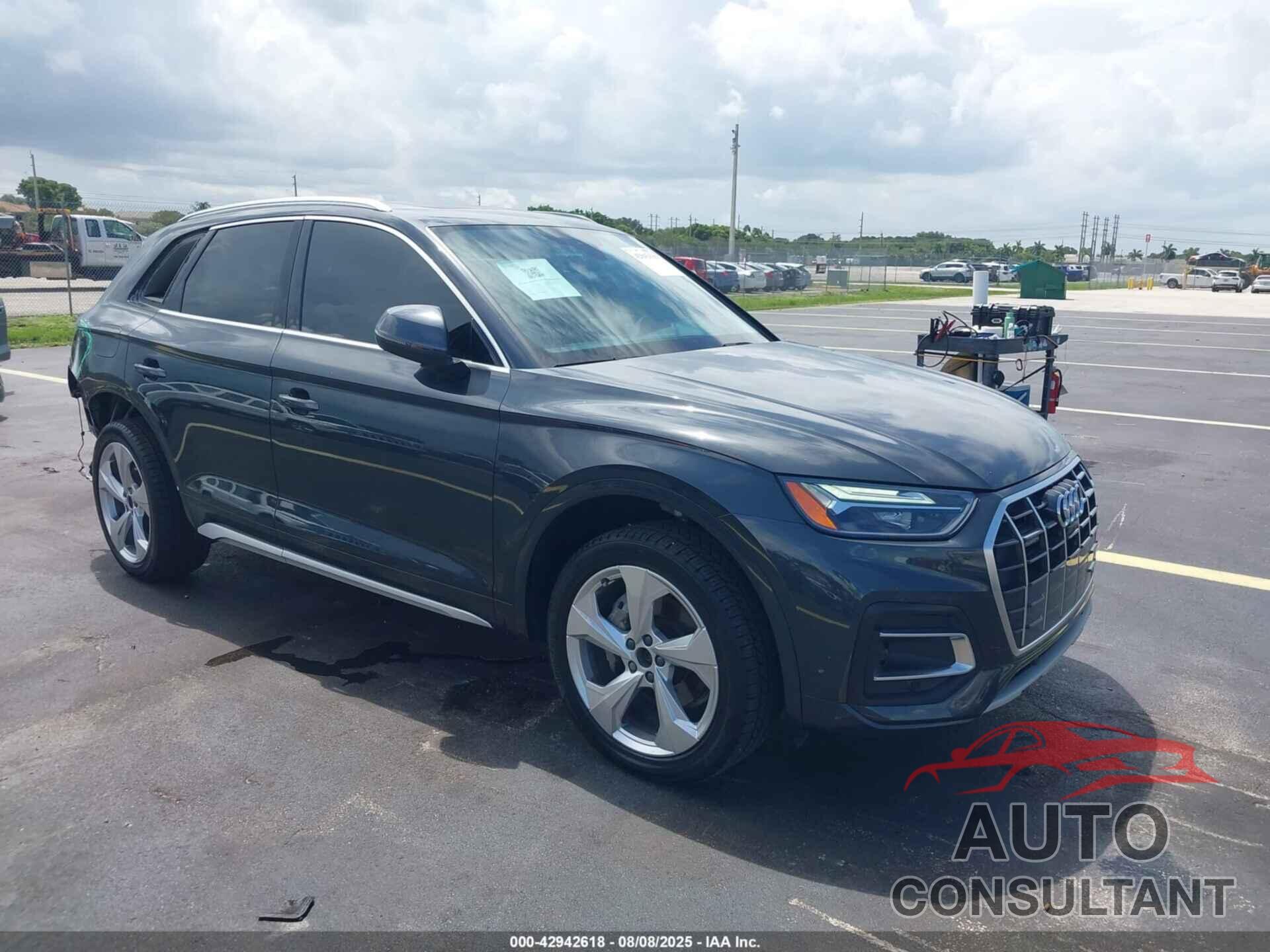AUDI Q5 2021 - WA1BAAFY7M2102845