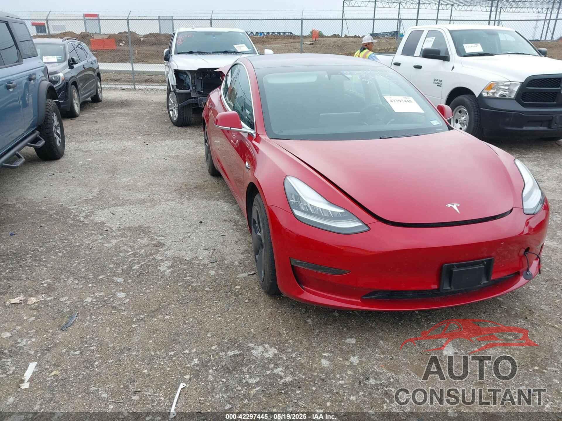 TESLA MODEL 3 2018 - 5YJ3E1EB8JF119898