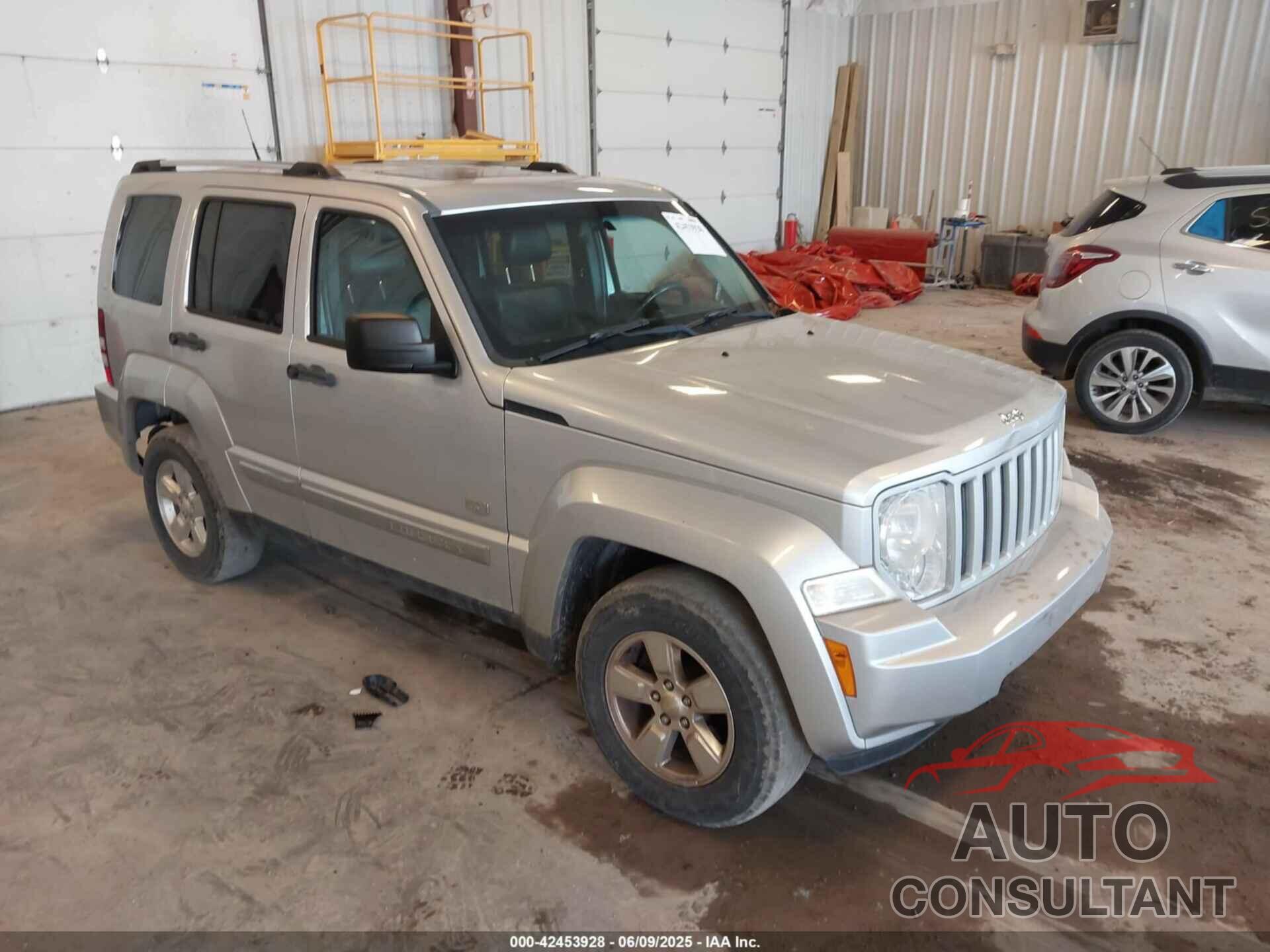 JEEP LIBERTY 2011 - 1J4PN2GK3BW557739