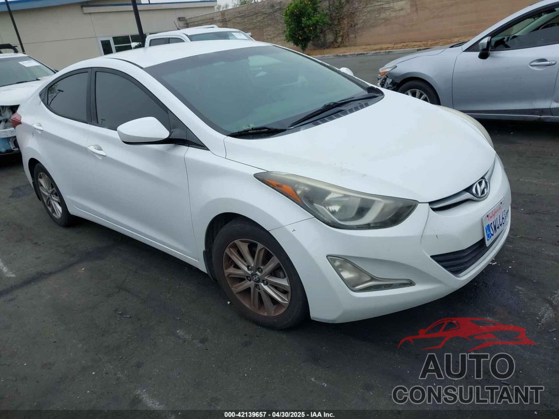 HYUNDAI ELANTRA 2015 - 5NPDH4AE1FH584383