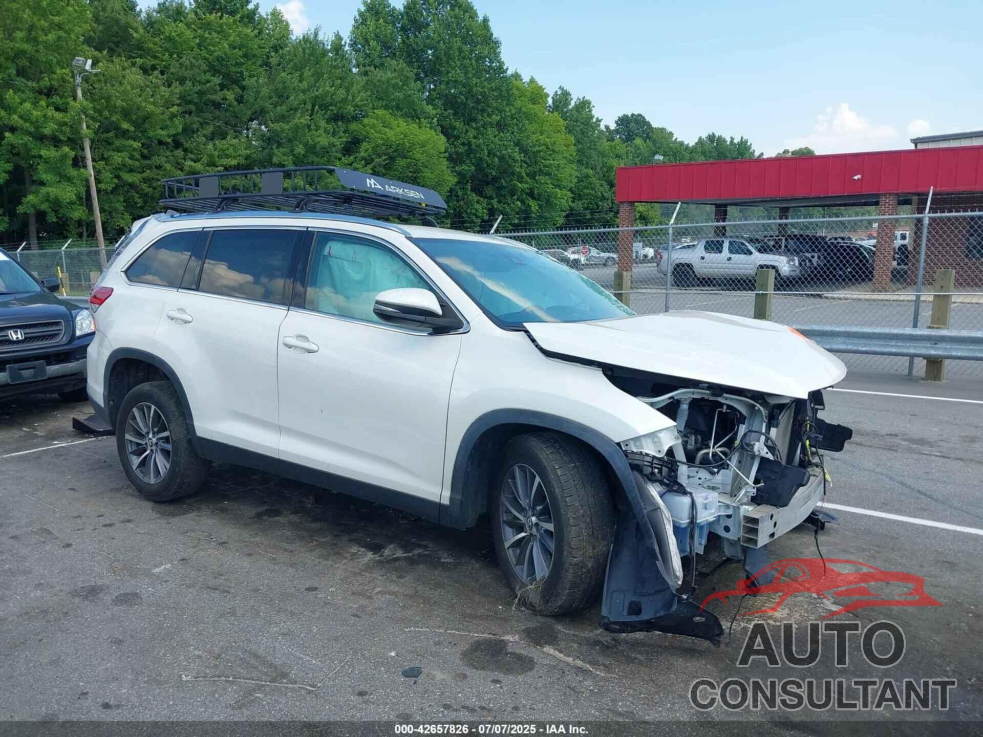 TOYOTA HIGHLANDER 2019 - 5TDKZRFH8KS347575