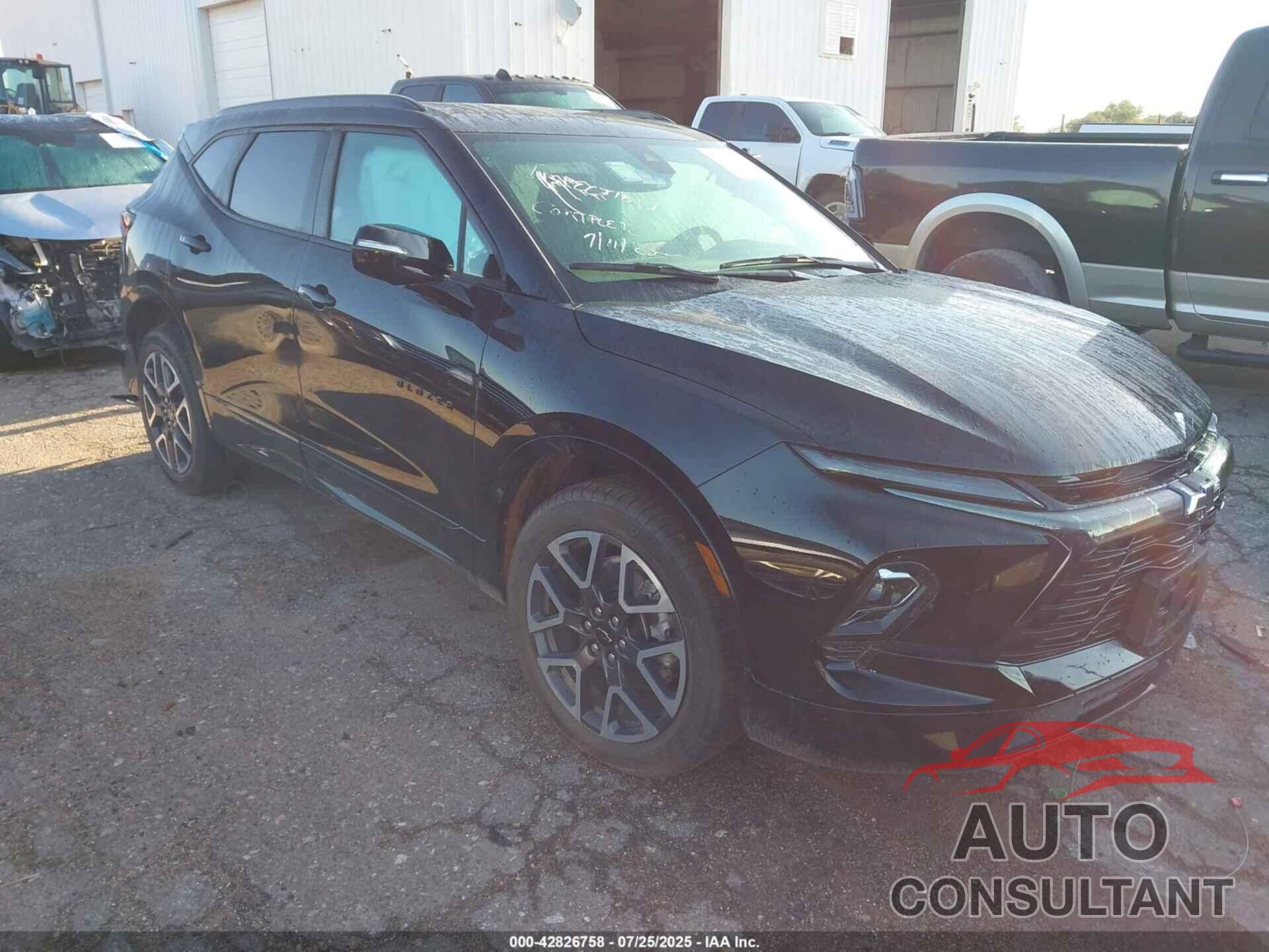 CHEVROLET BLAZER 2025 - 3GNKBERS6SS196386
