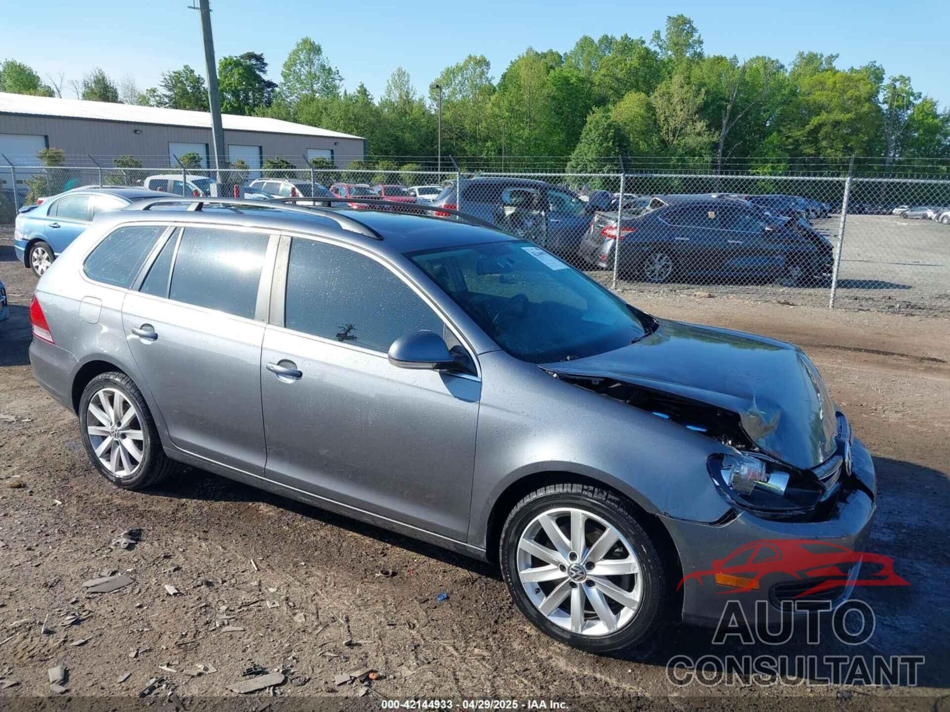 VOLKSWAGEN JETTA SPORTWAGEN 2013 - 3VWPL7AJ4DM613955