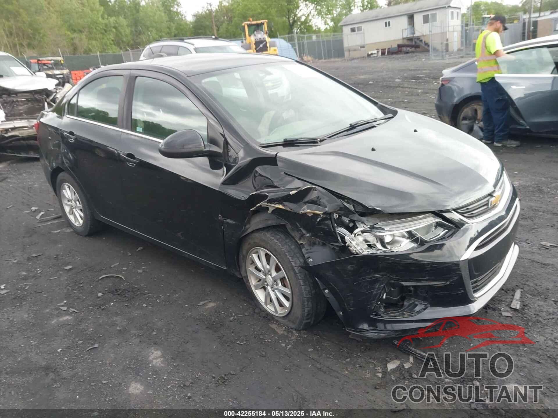 CHEVROLET SONIC 2018 - 1G1JD5SG7J4117061