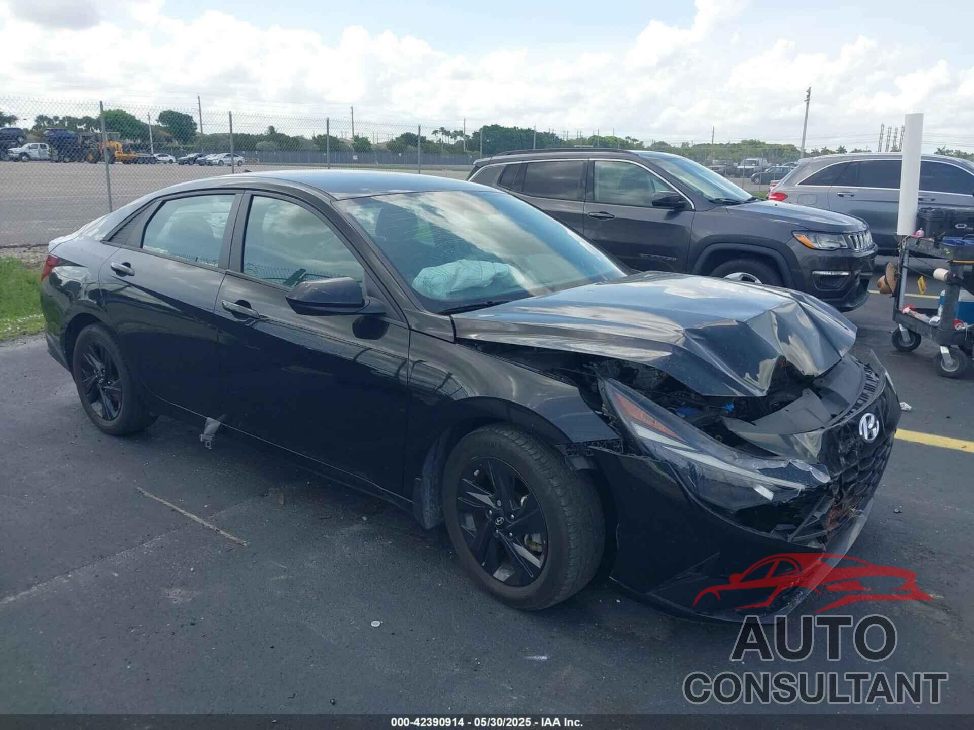HYUNDAI ELANTRA 2023 - 5NPLM4AG9PH101104