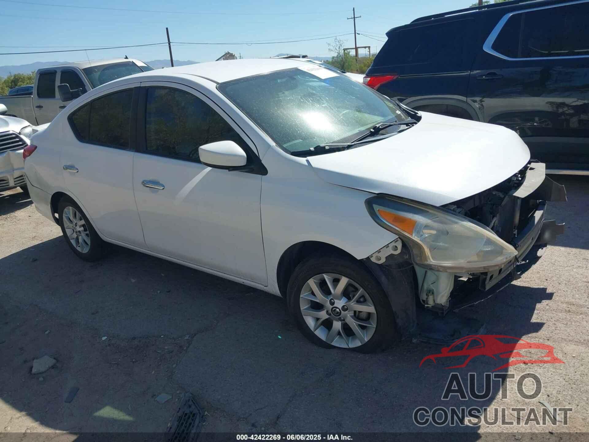 NISSAN VERSA 2018 - 3N1CN7AP9JL880433